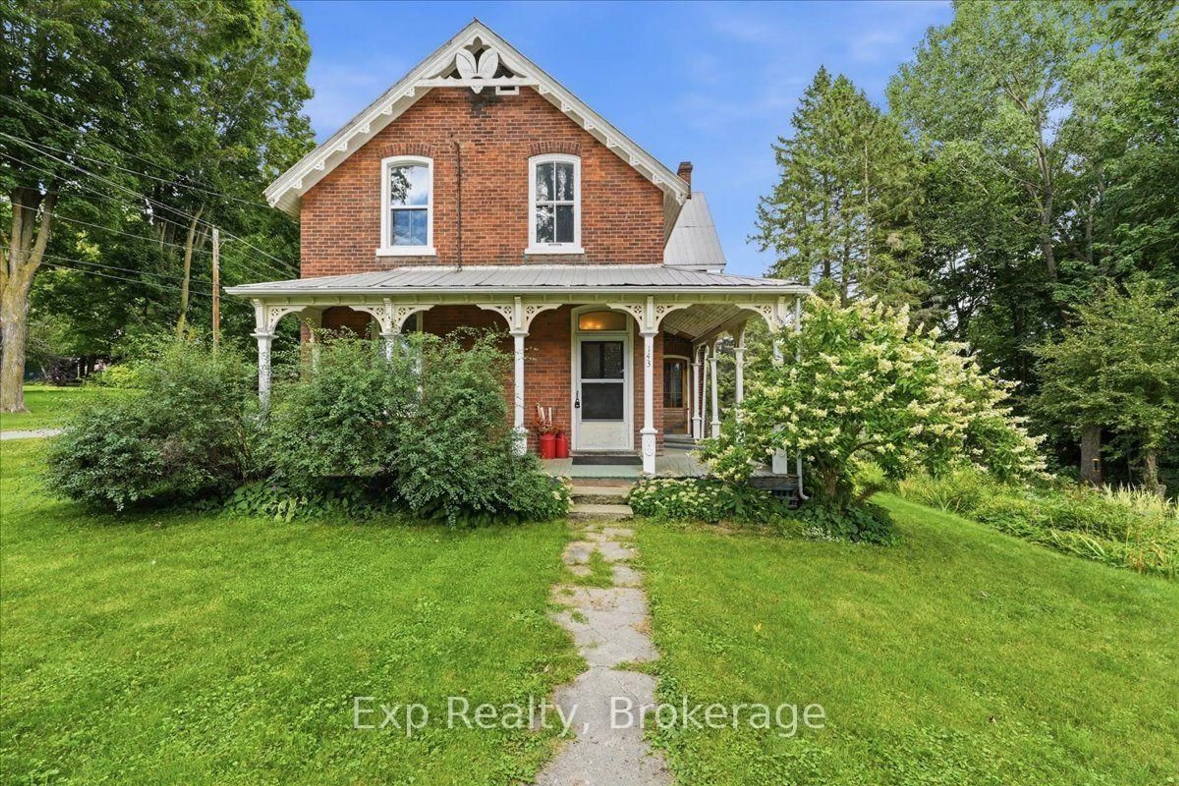 A pic from outside/outdoor area/front of a property/back of a property/a pic from drone, street for 143 Edward St, Stirling Ontario K0K 3E0
