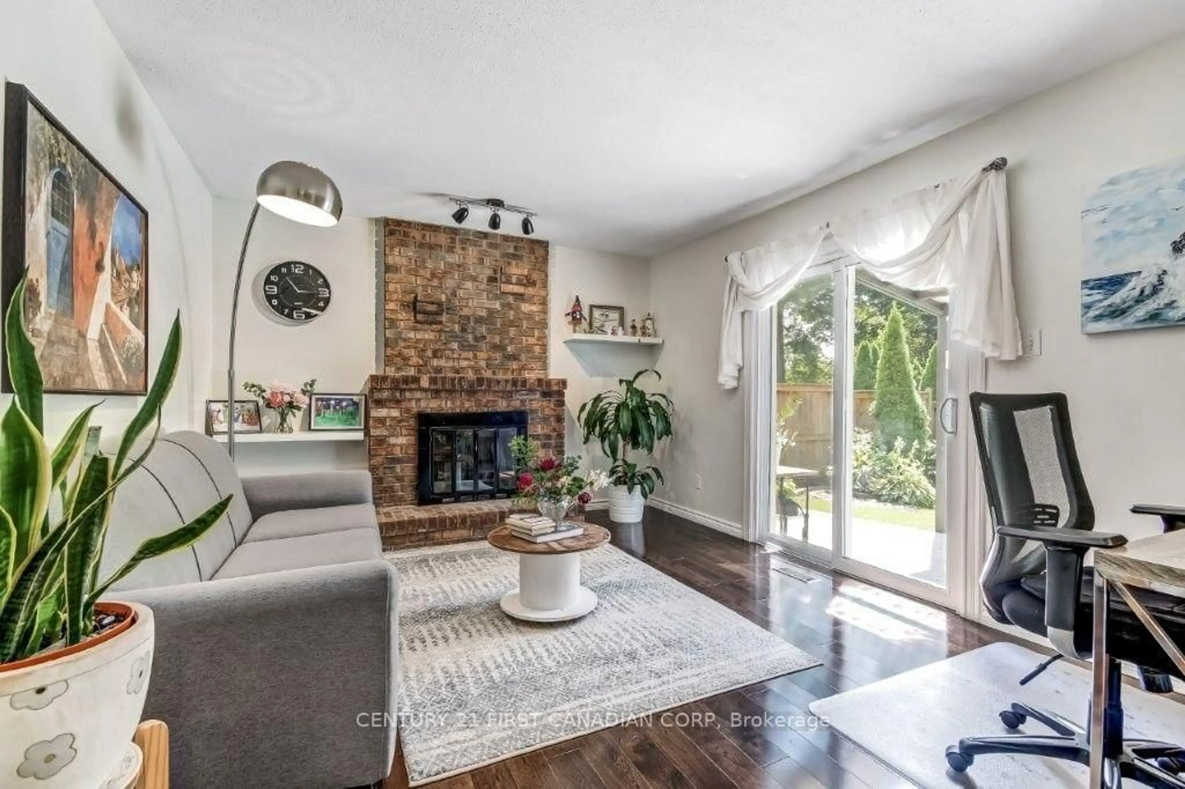 Living room with furniture, unknown for 42 Portal Crt, London North Ontario N5X 2E6
