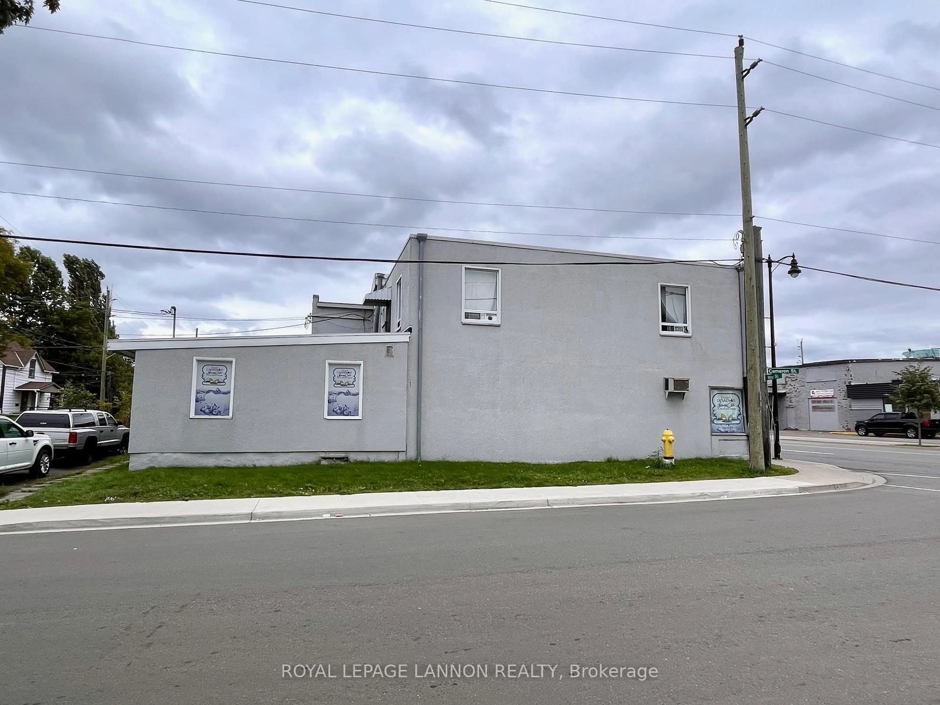 Unknown for 320/322 May St, Thunder Bay Ontario P7C 3P9