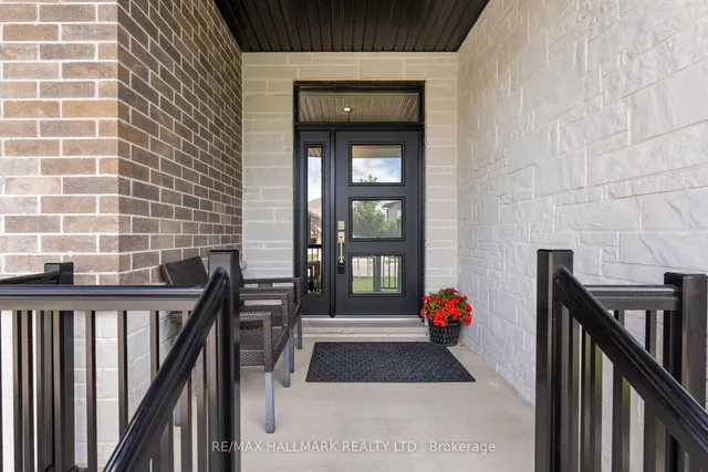 77 Rea Dr, Centre Wellington 2
