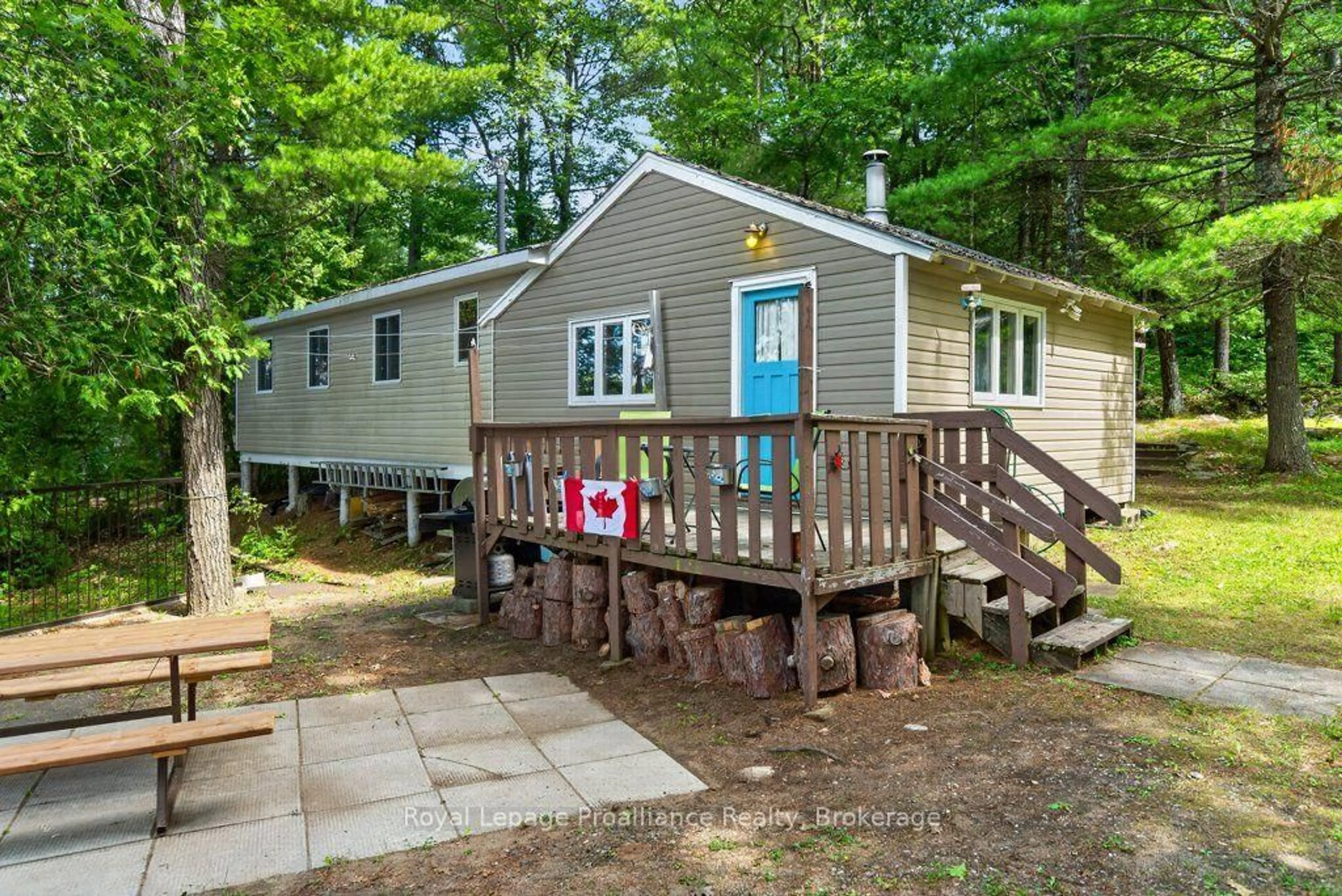 Home with vinyl exterior material, street for 1138 Helen Lane, Mountain Grove Ontario K0H 2E0