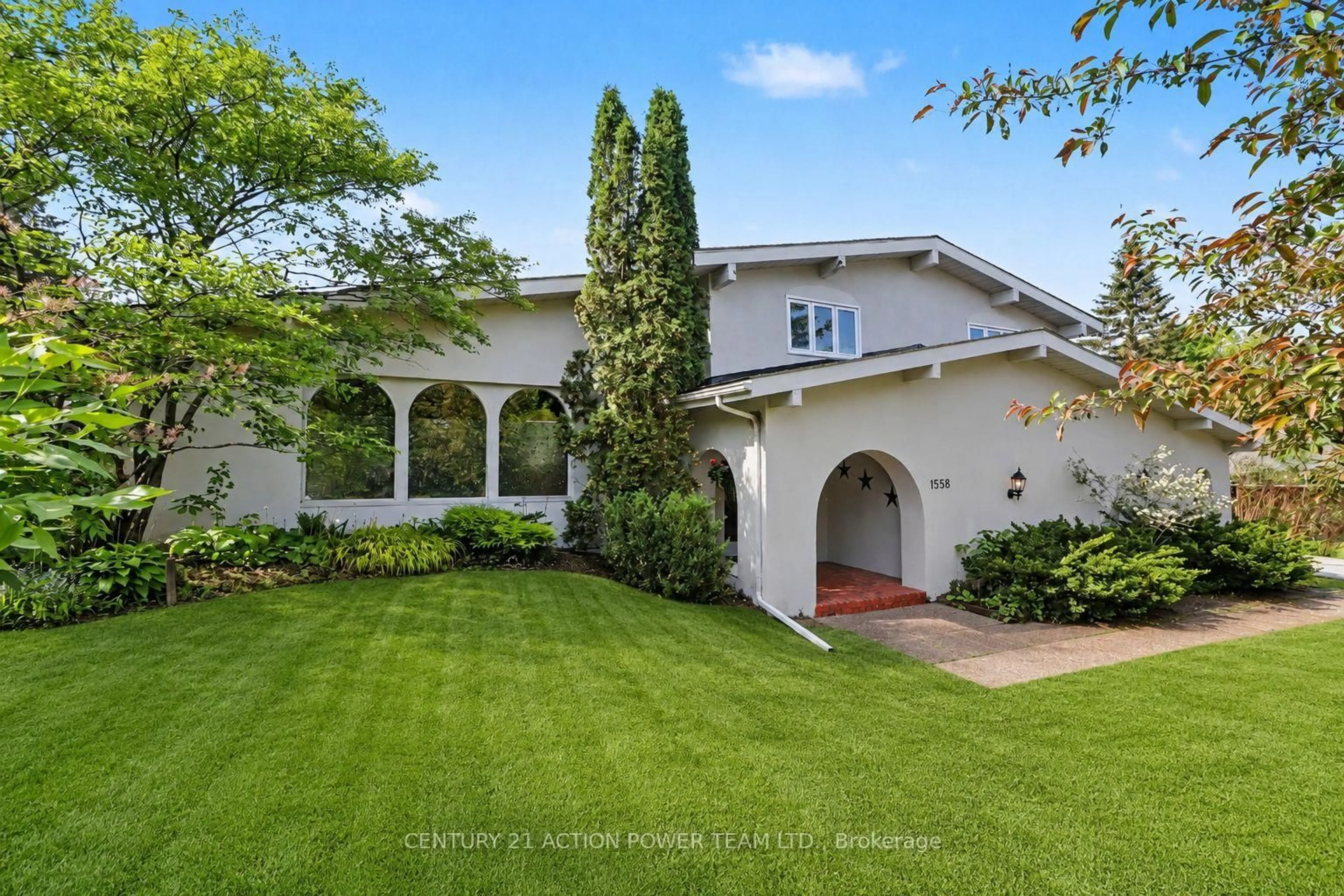 Unknown for 1558 BELLA VISTA Dr, Ottawa Ontario K4C 1A7
