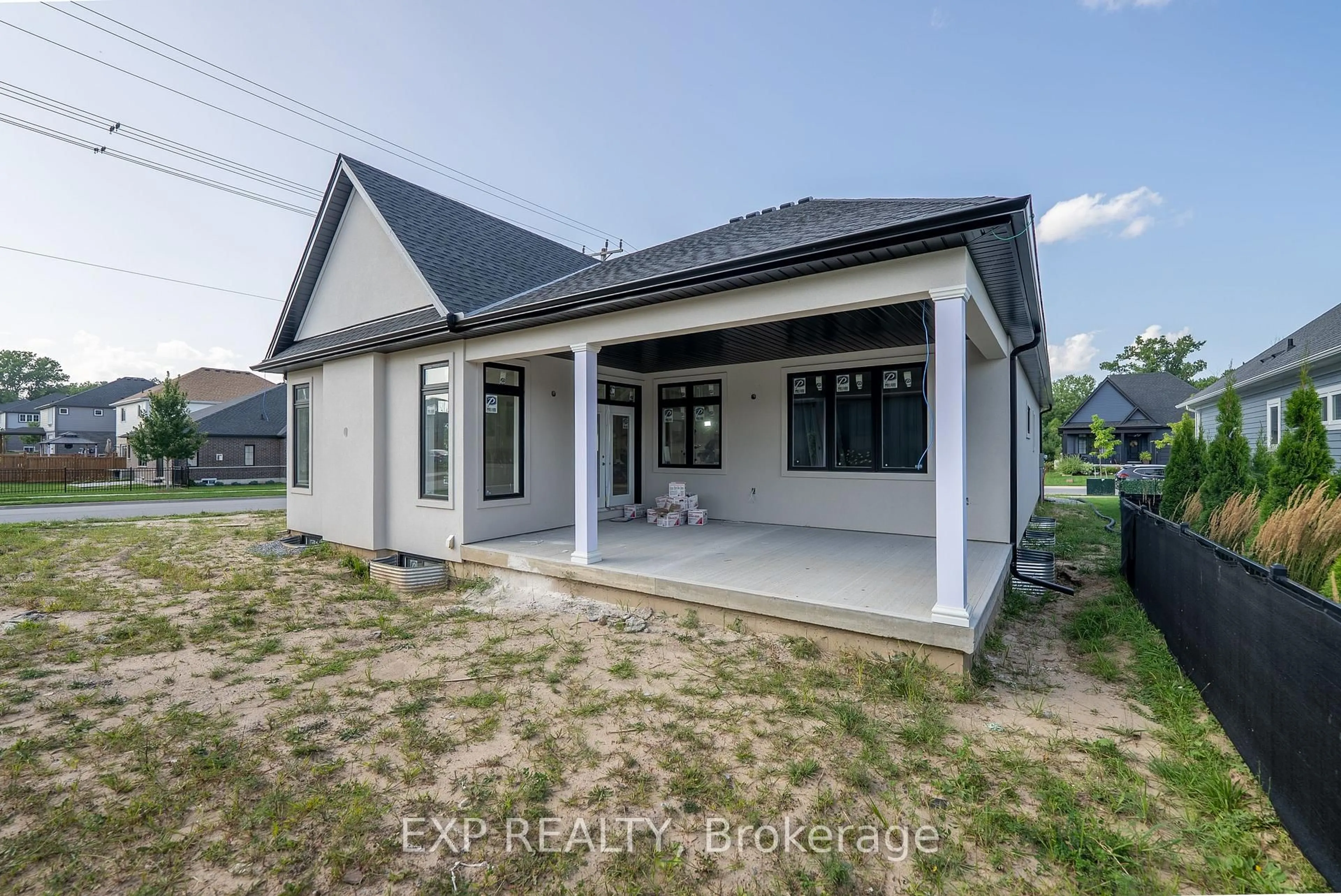 Home with brick exterior material, building for 3589 Whispering Woods Tr, Fort Erie Ontario L0S 1N0