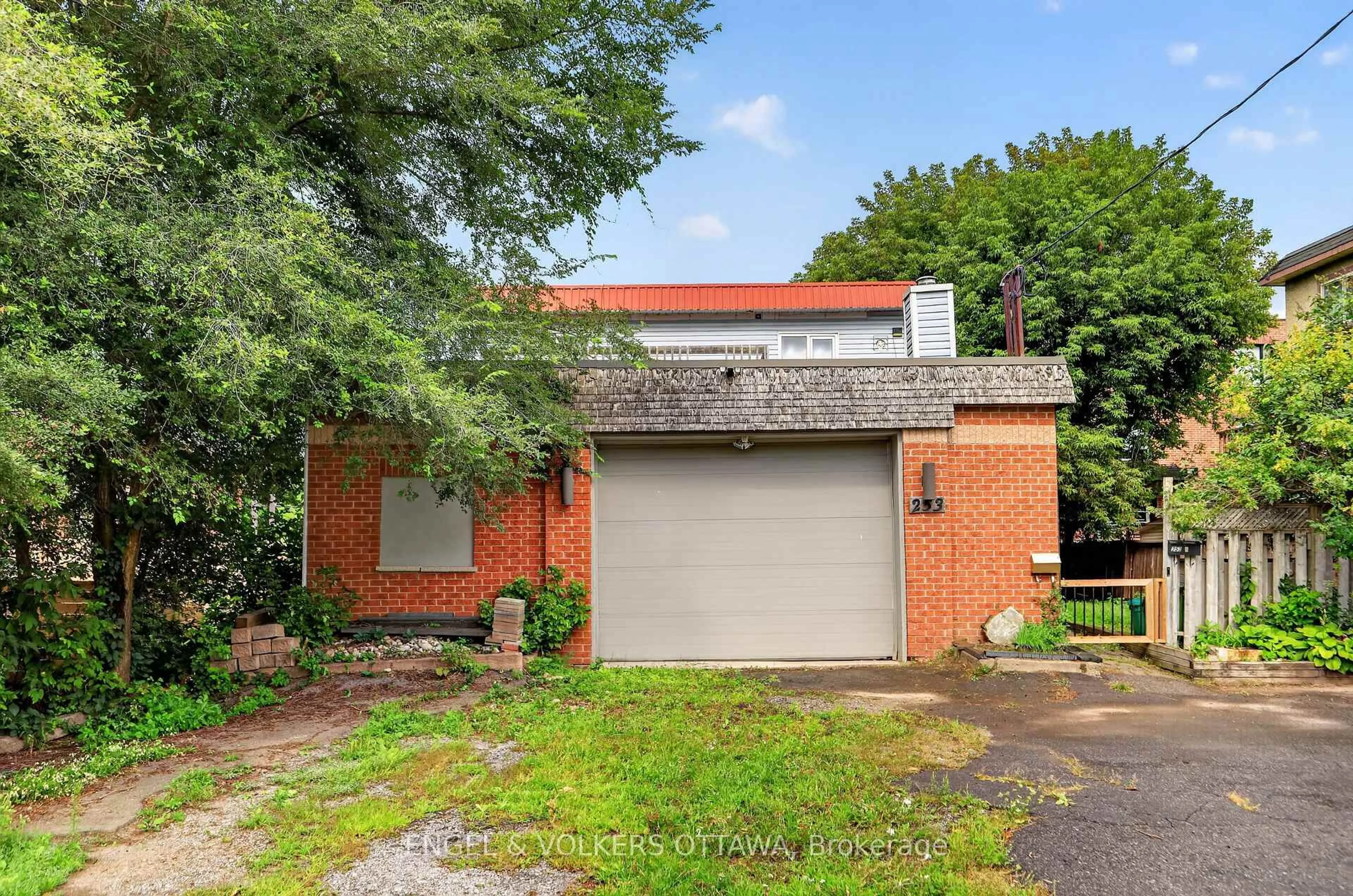 Home with brick exterior material, street for 253 Frechette St, Ottawa Ontario K1L 7T3
