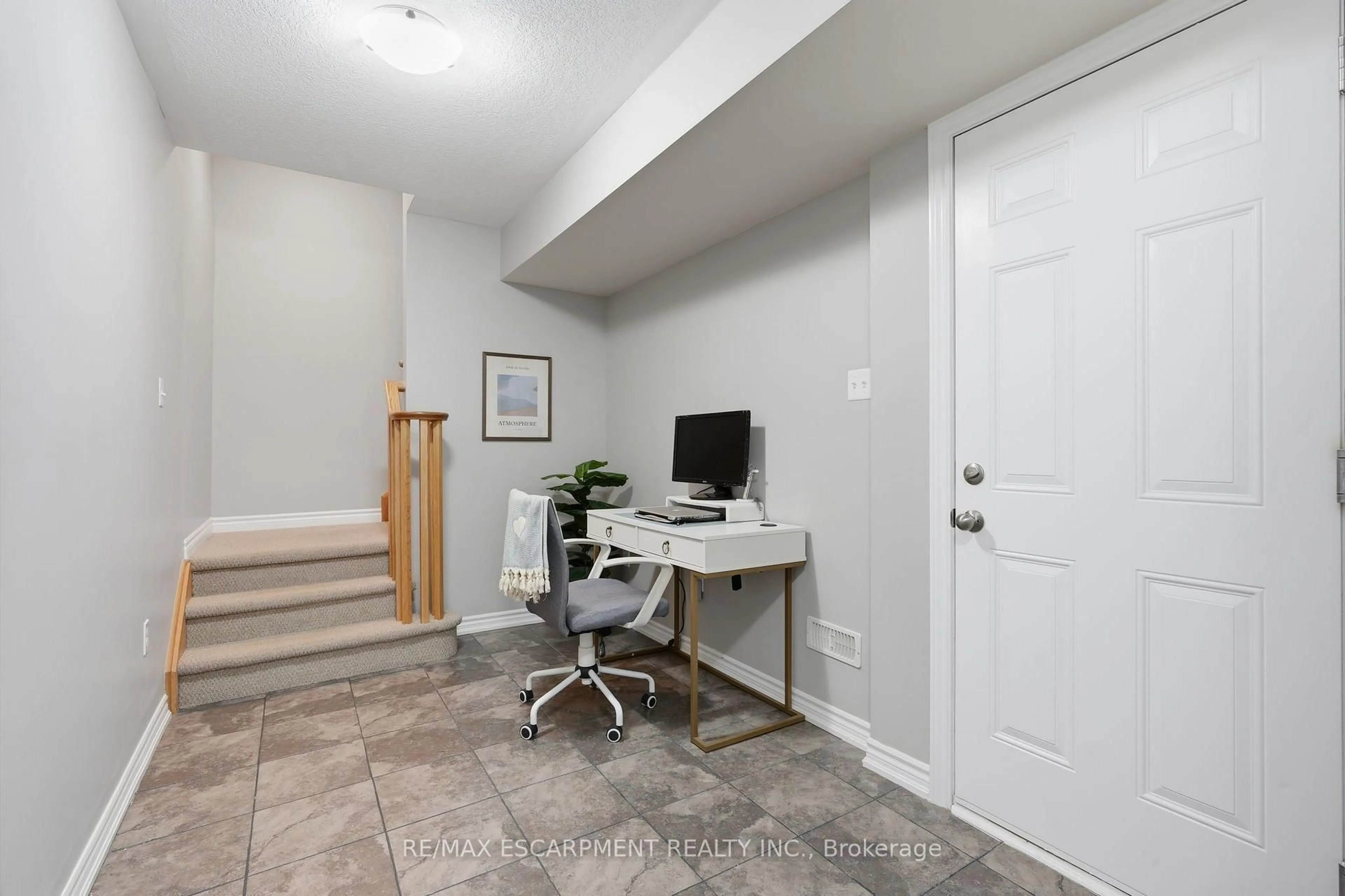 Unknown for 25 Hiscott Dr, Hamilton Ontario L8B 0A3
