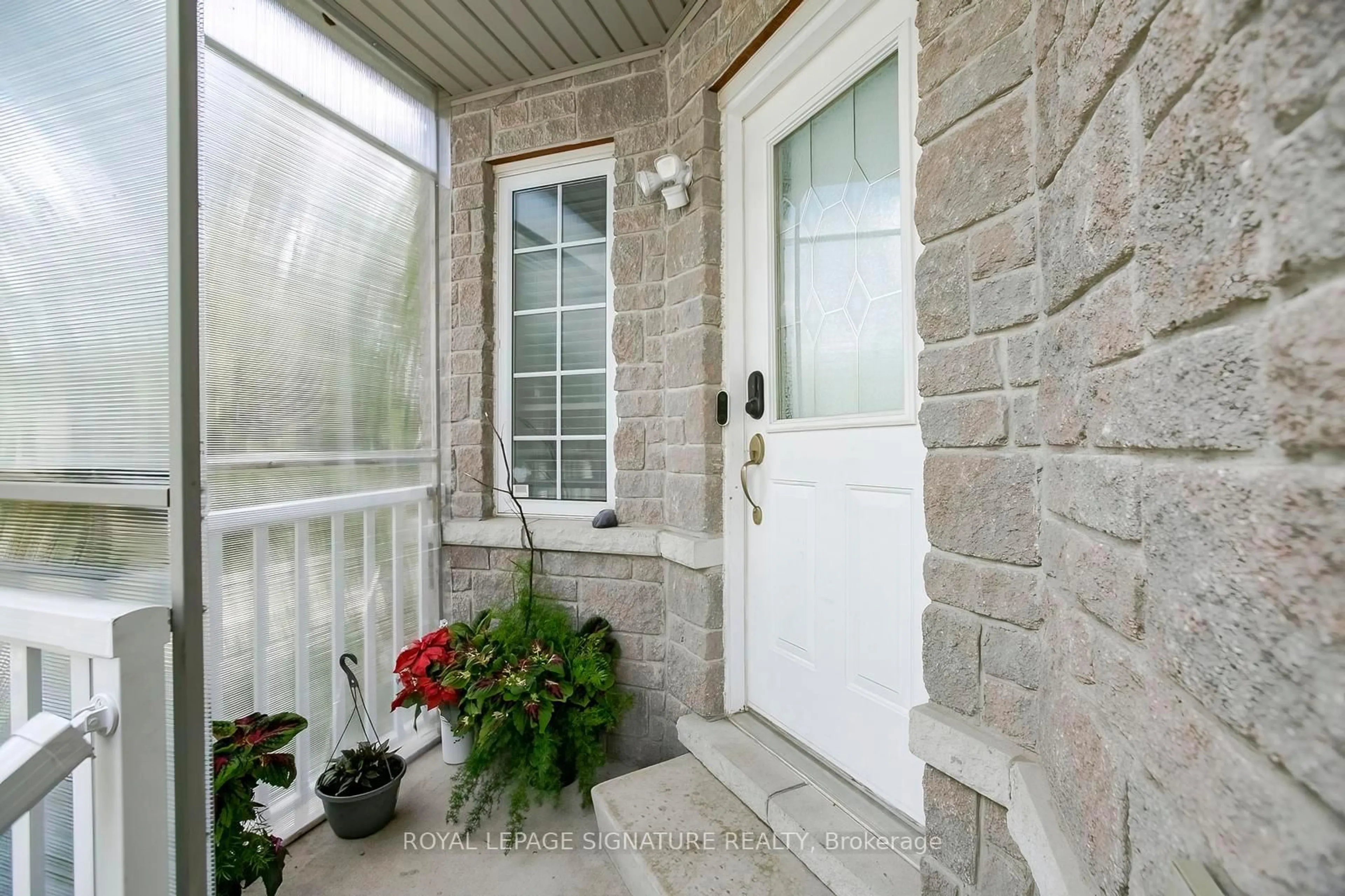 Unknown for 107 Glencliffe Crt, Kitchener Ontario N2B 3X1