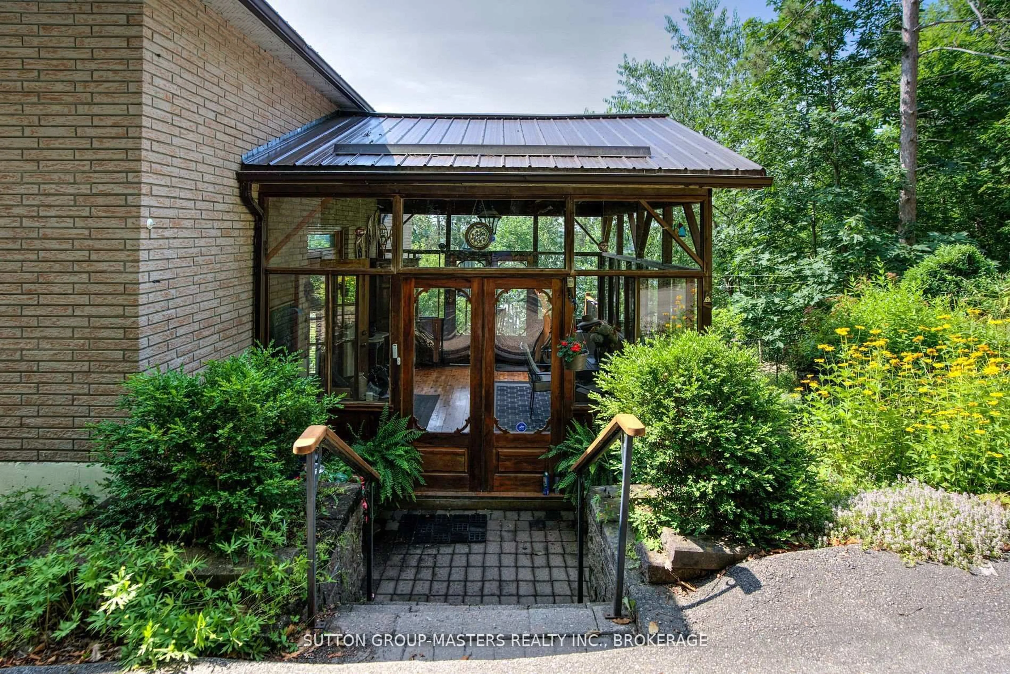 Indoor entryway for 715 North Shore Rd, Rideau Lakes Ontario K0G 1X0