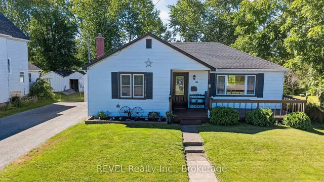 33 Lewis St, Fort Erie 3
