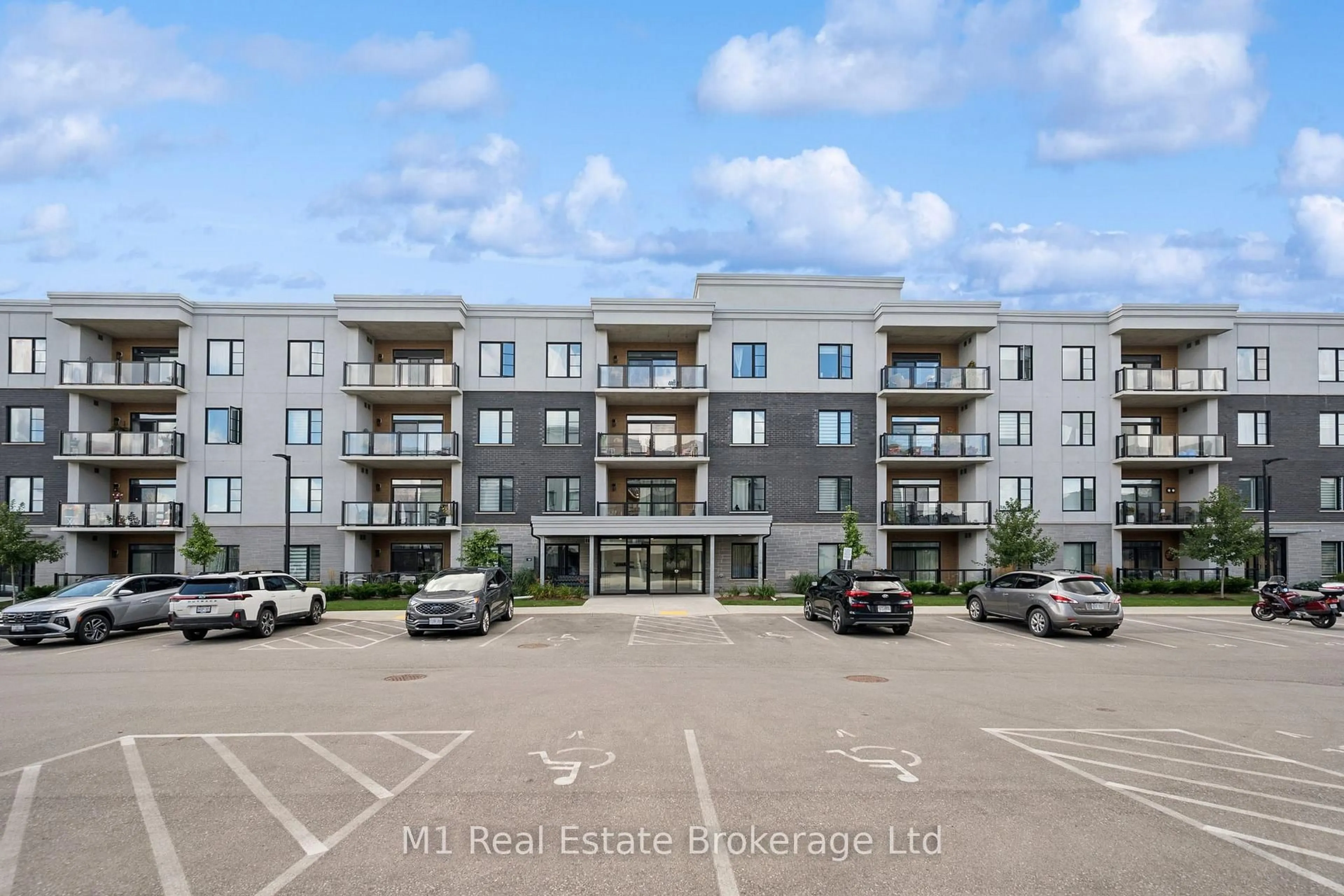 Unknown for 99B Farley Rd #411, Centre Wellington Ontario N1M 0K5