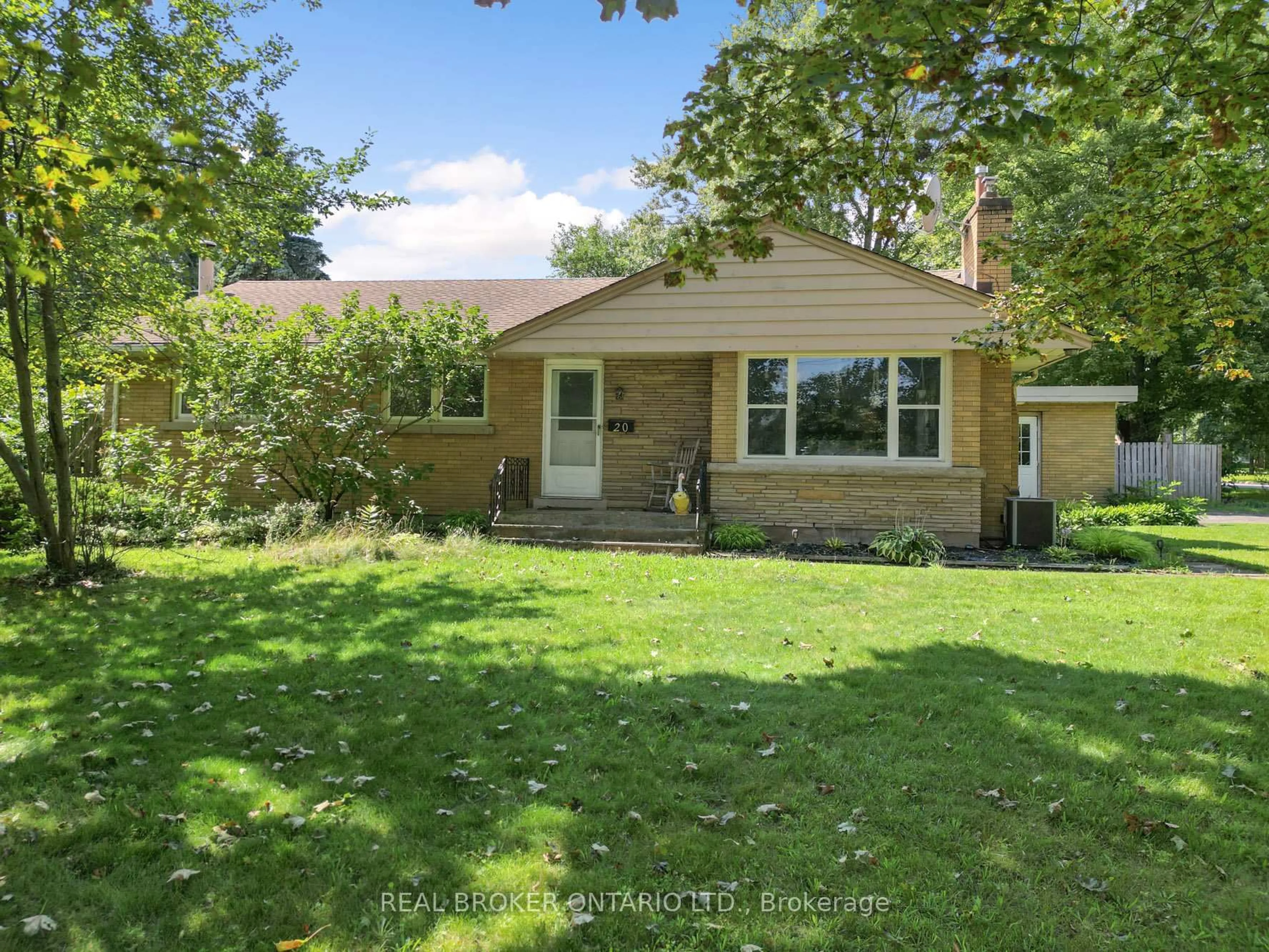 Unknown for 20 ALAN Cres, Pelham Ontario L0S 1E0