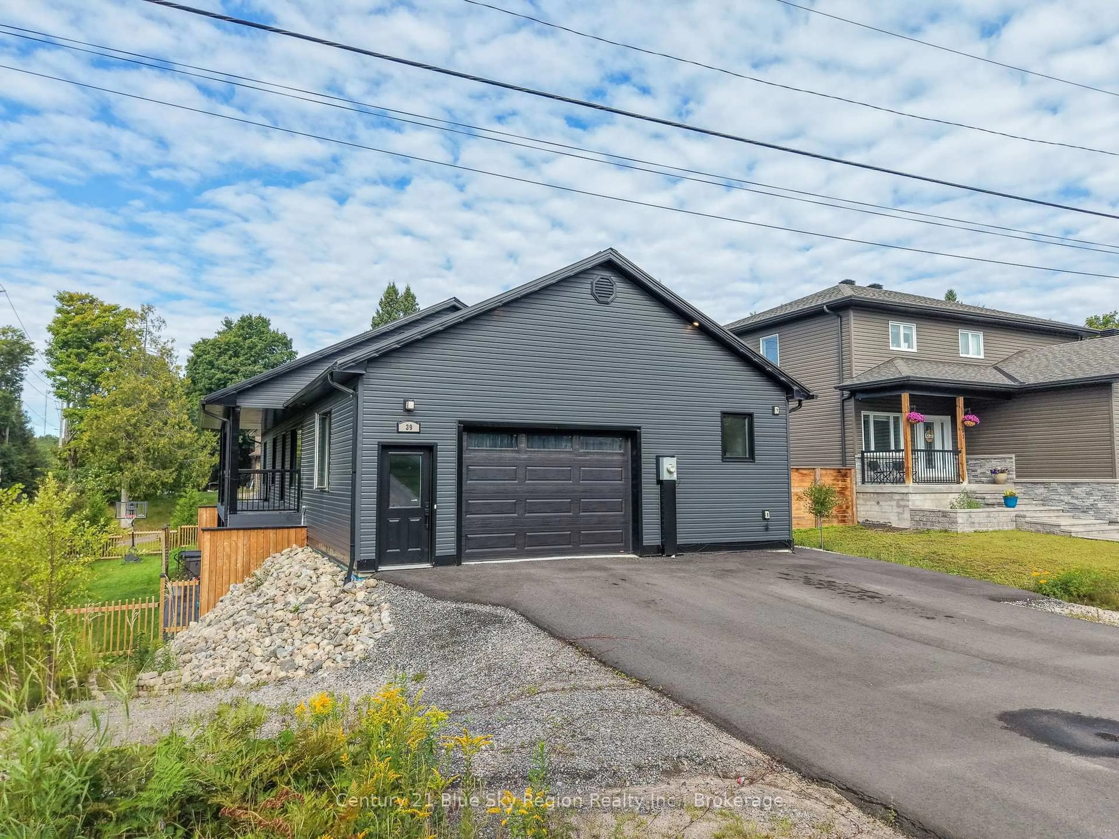 Unknown for 39 Tupper Dr, North Bay Ontario P1C 1N3