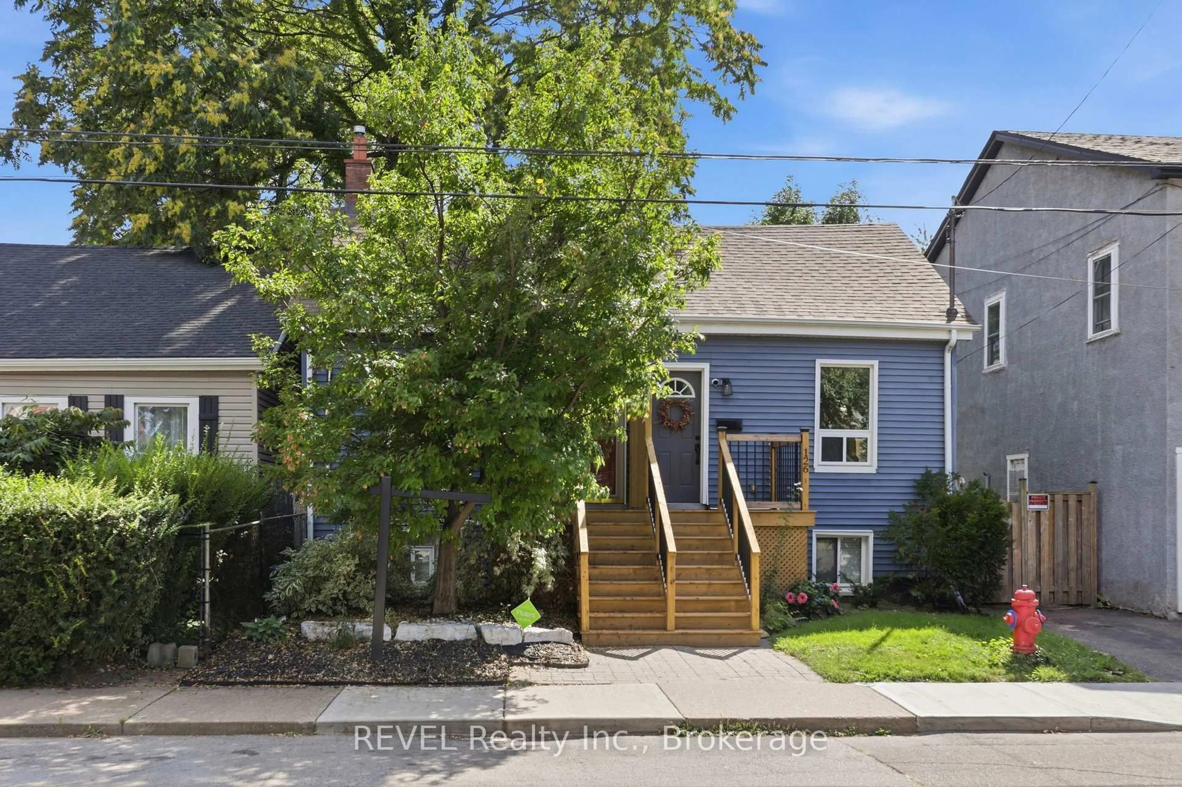 Unknown for 128 Robert St, Hamilton Ontario L8L 2P6