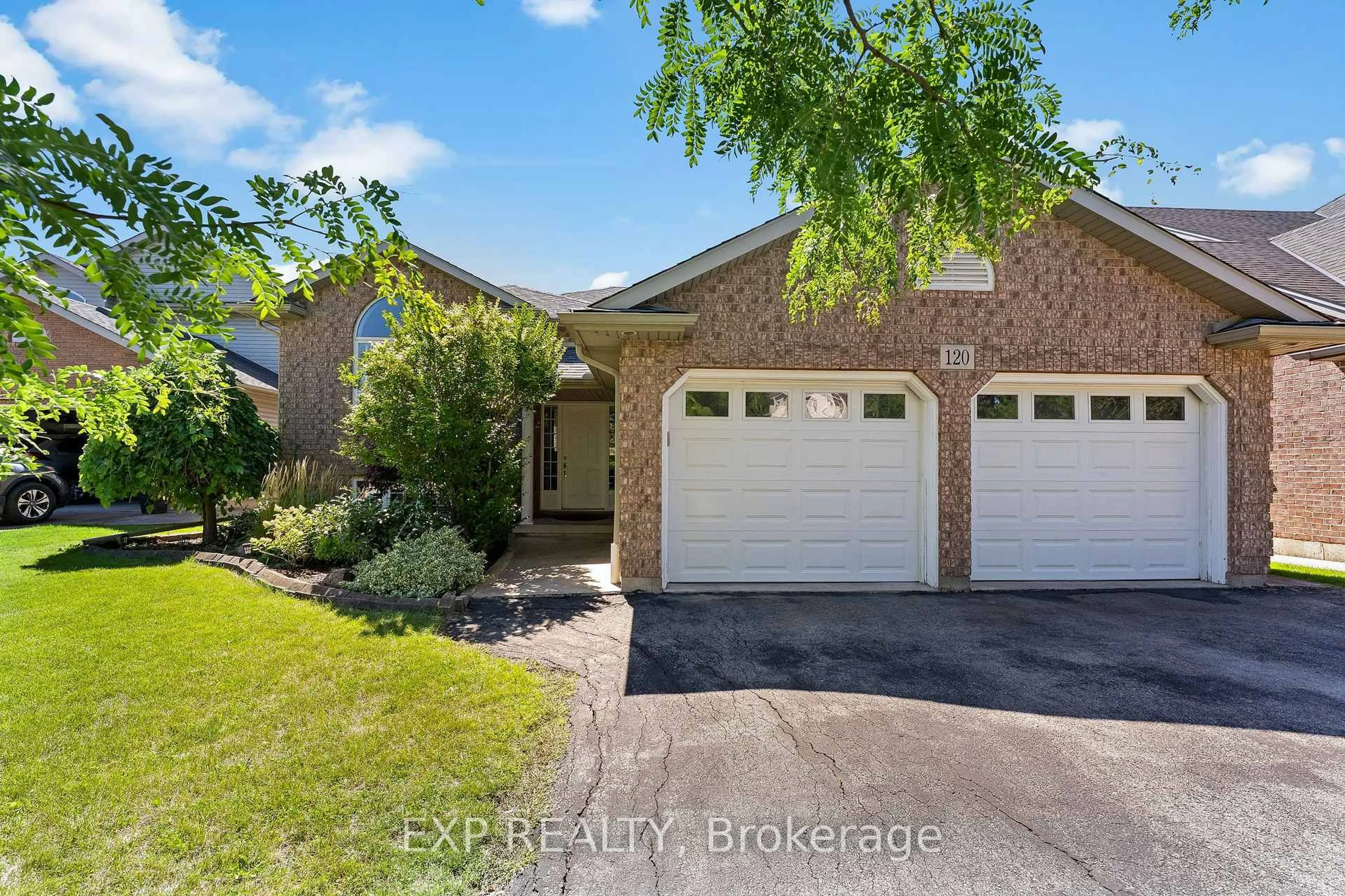 Home with brick exterior material, street for 120 REDWOOD Crt, Welland Ontario L3C 7C4