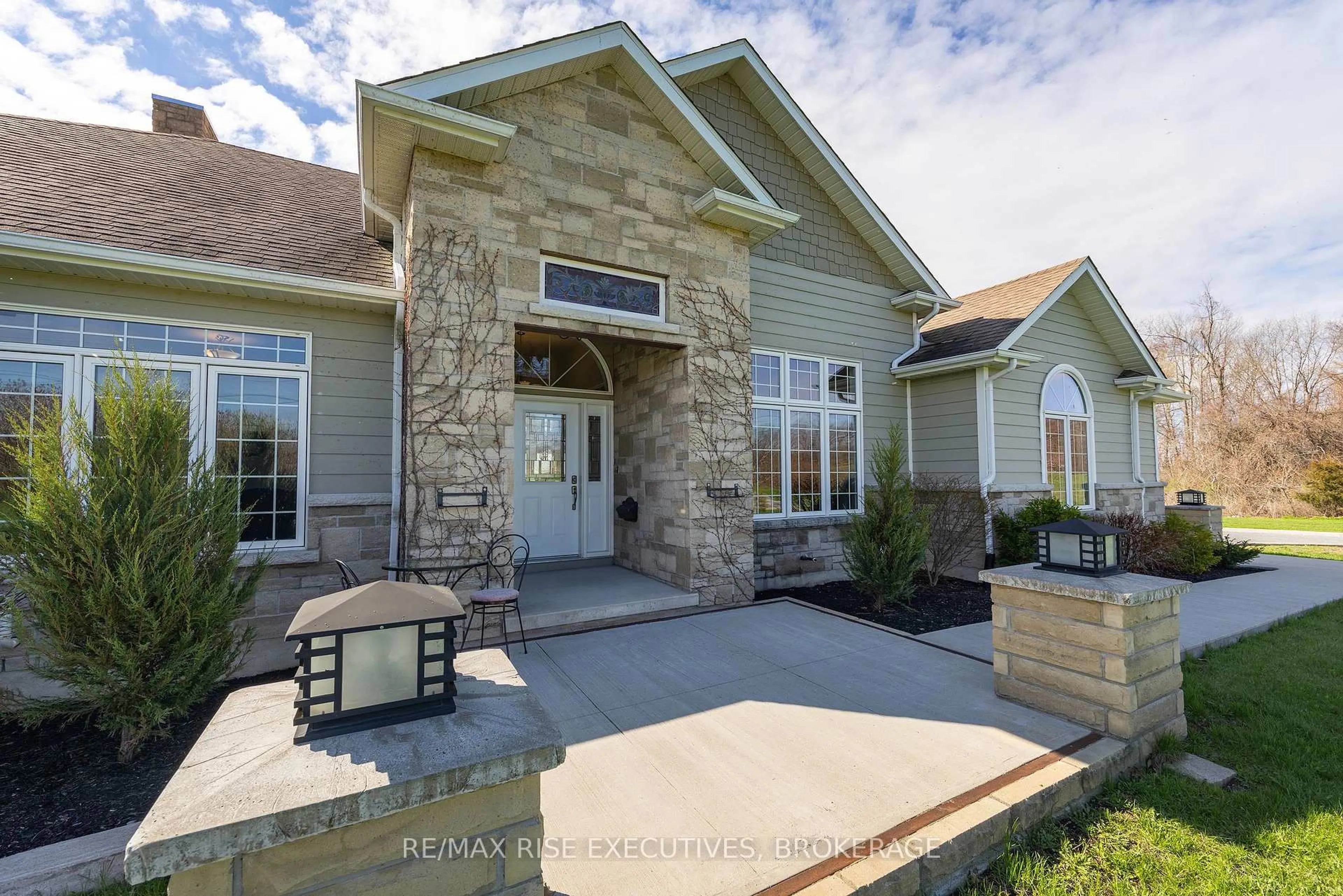 Home with vinyl exterior material, street for 255 Good Friend Dr, Gananoque Ontario K7G 2V6