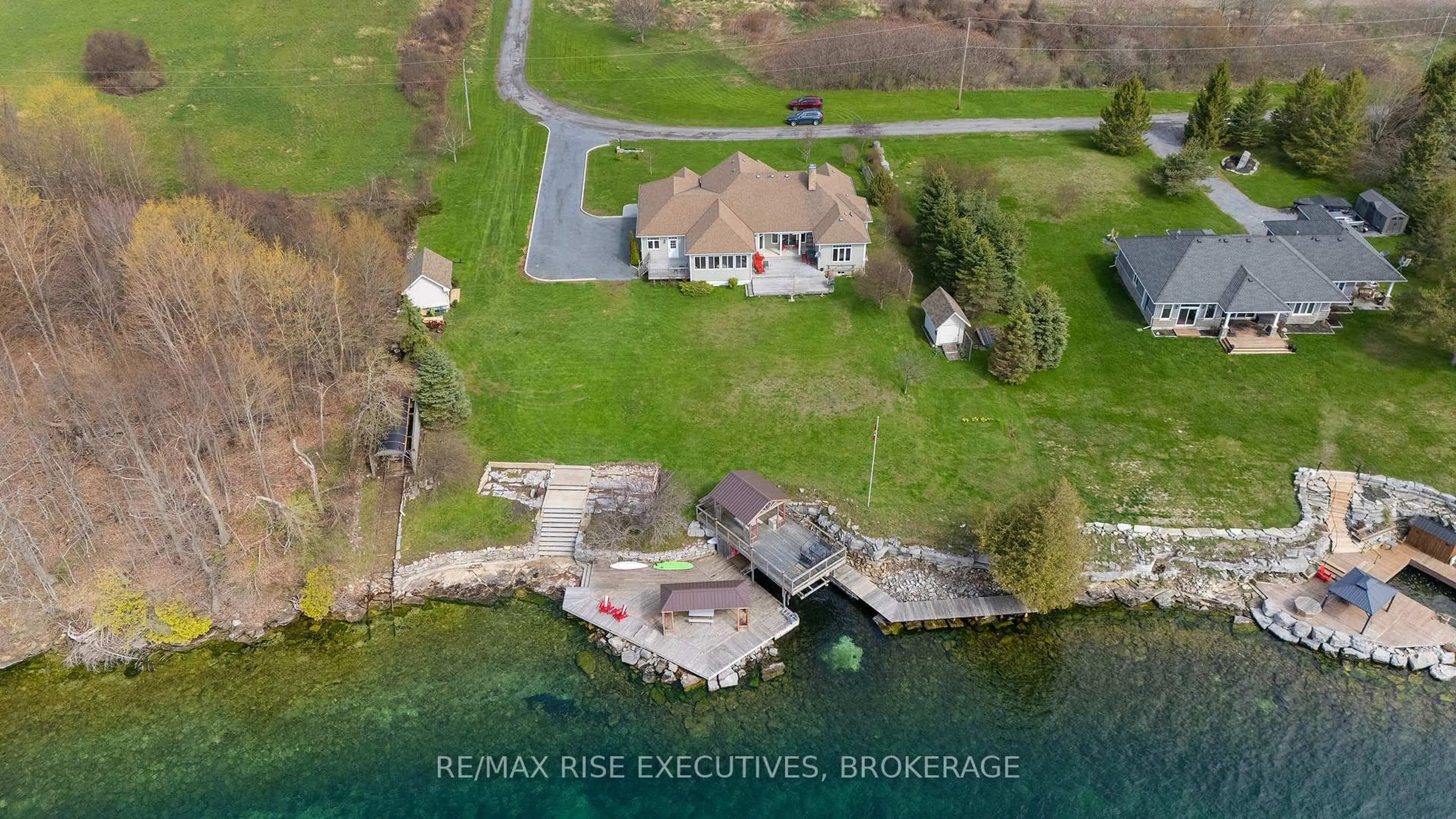 A pic from outside/outdoor area/front of a property/back of a property/a pic from drone, water/lake/river/ocean view for 255 Good Friend Dr, Gananoque Ontario K7G 2V6