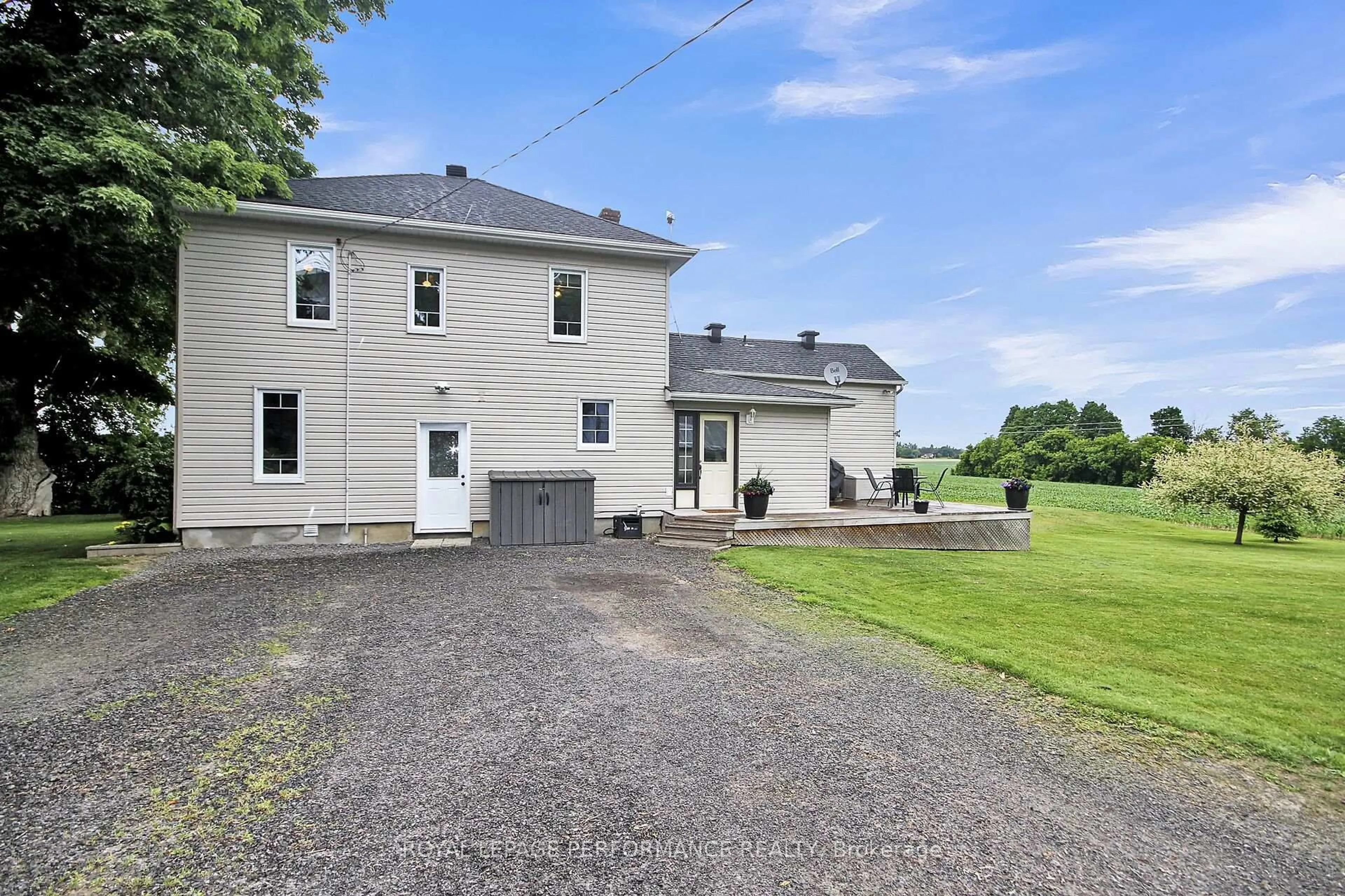 A pic from outside/outdoor area/front of a property/back of a property/a pic from drone, unknown for 9374 Marvelville Rd, Metcalfe Ontario K0A 2P0