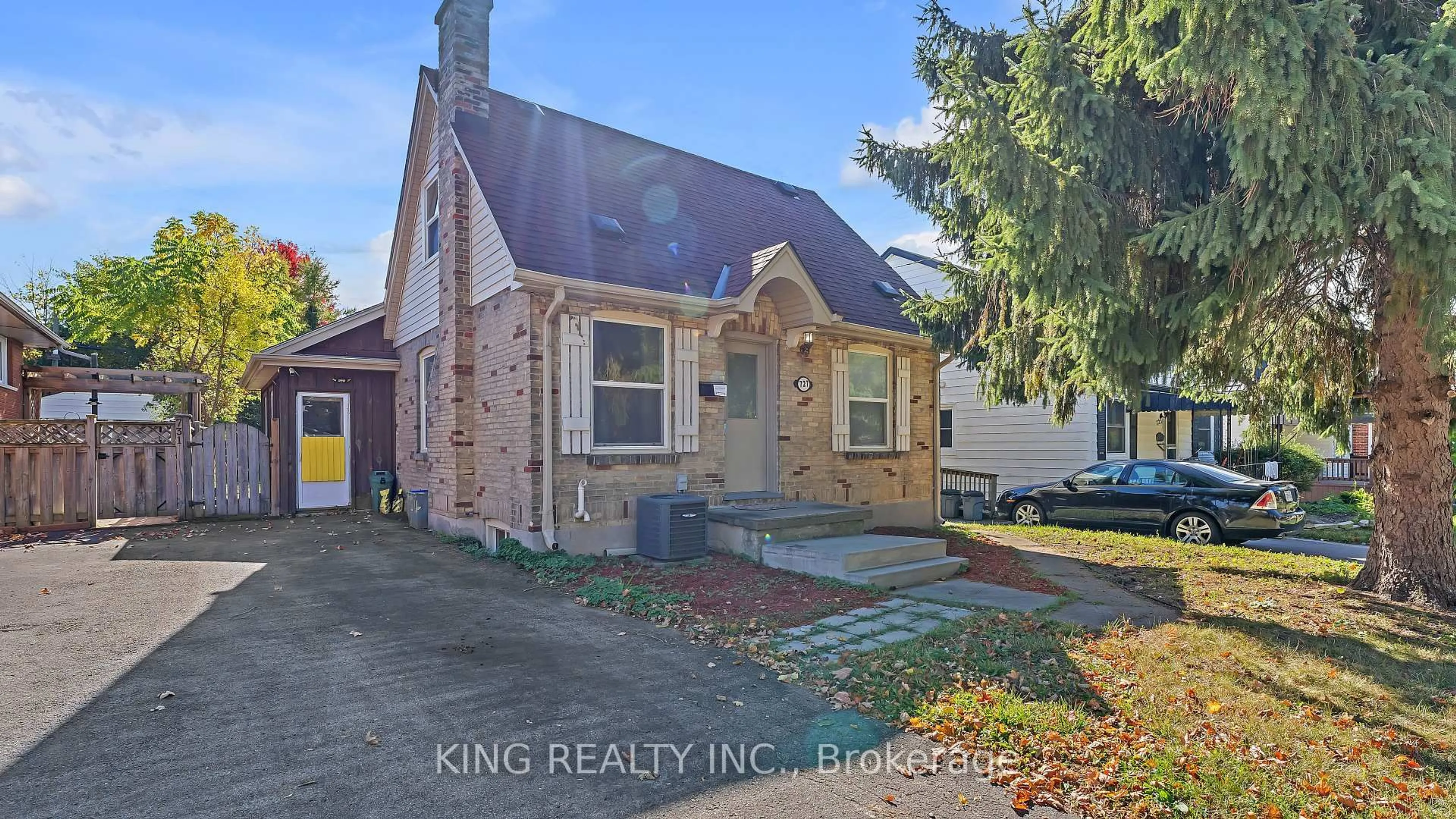 Home with brick exterior material, building for 727 Whetter Ave, London South Ontario N6C 2H1