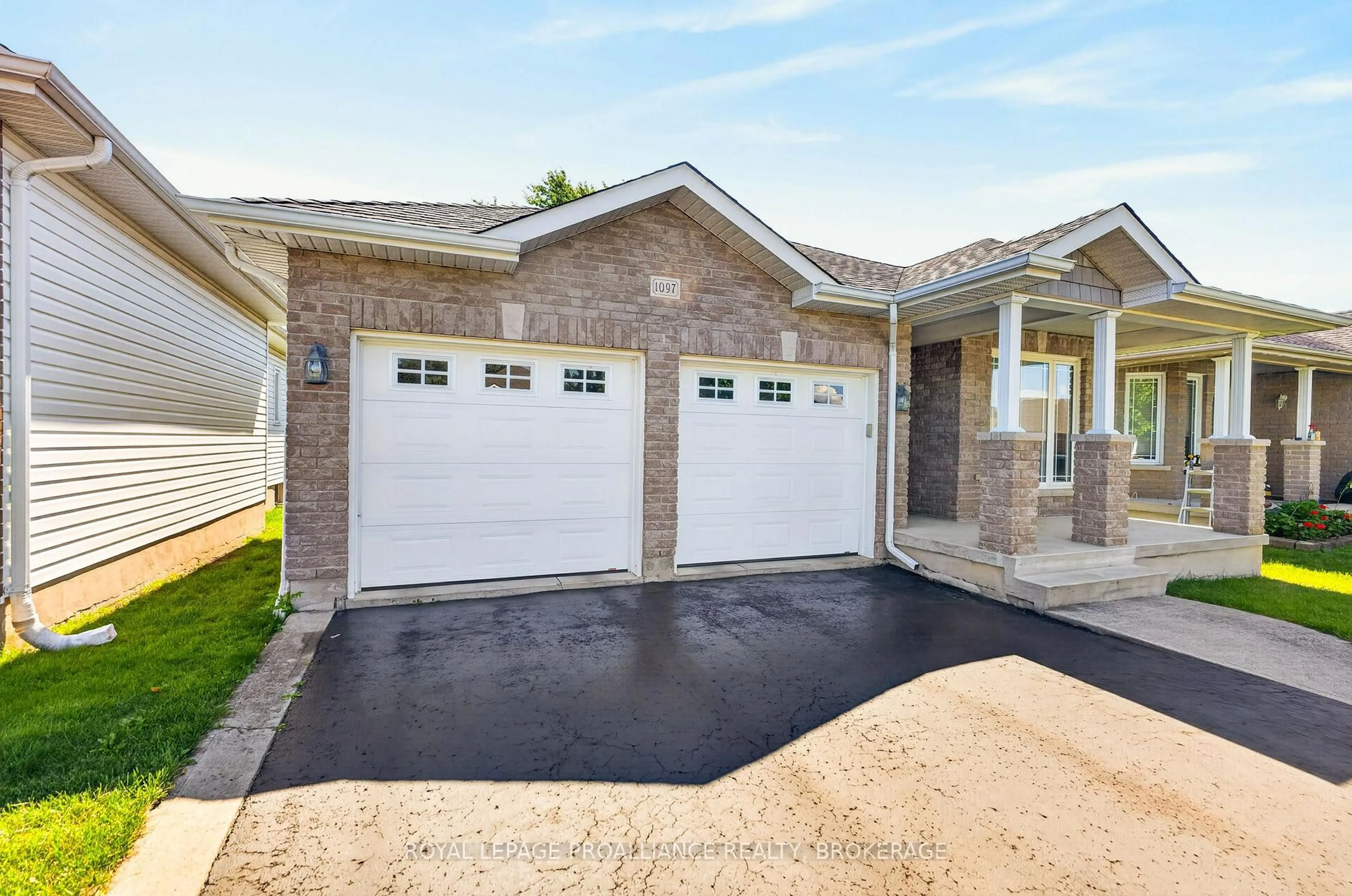 Unknown for 1097 Crossfield Ave, Kingston Ontario K7P 0G7