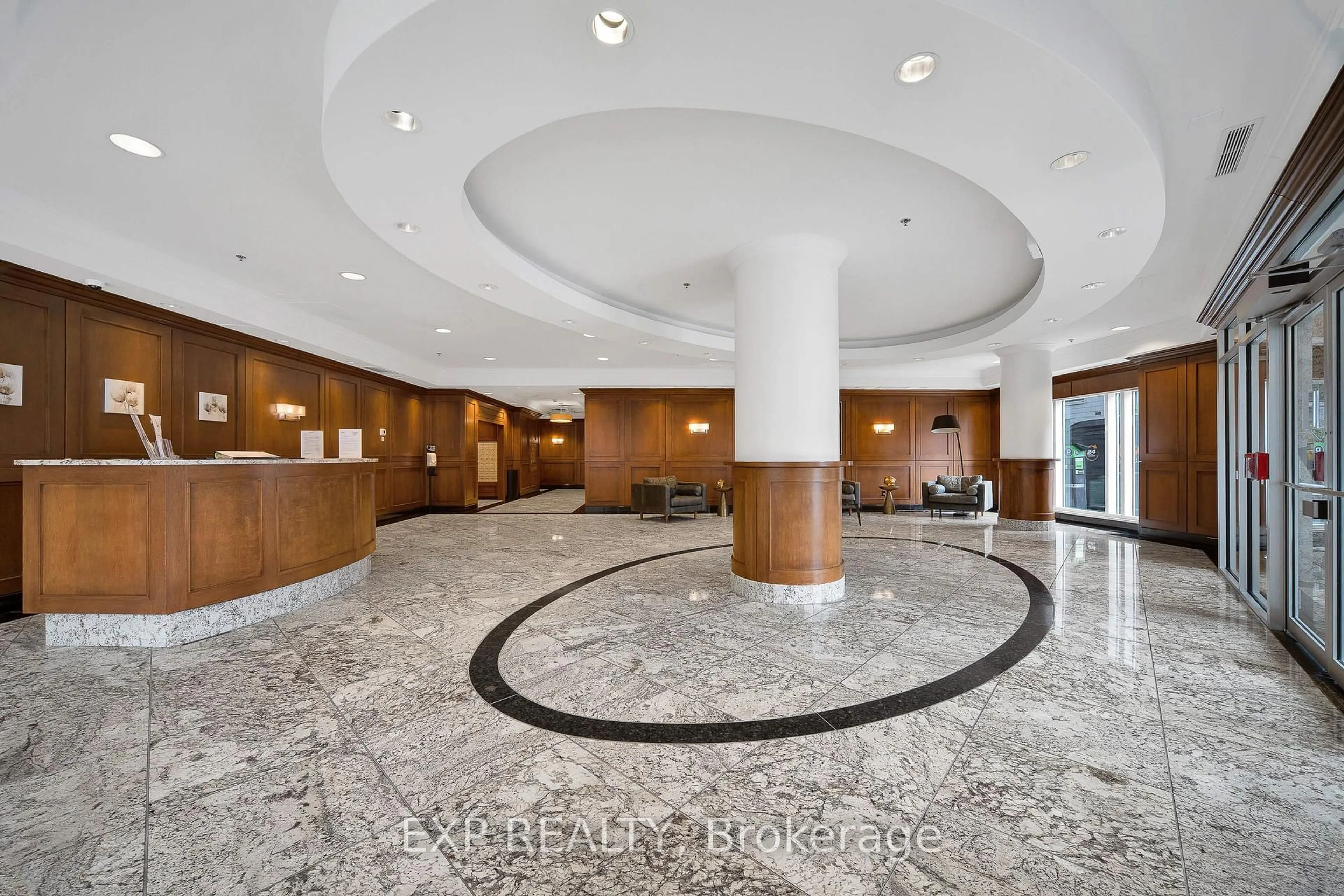 Lobby for 195 Besserer St #1405, Ottawa Ontario K1N 0B6
