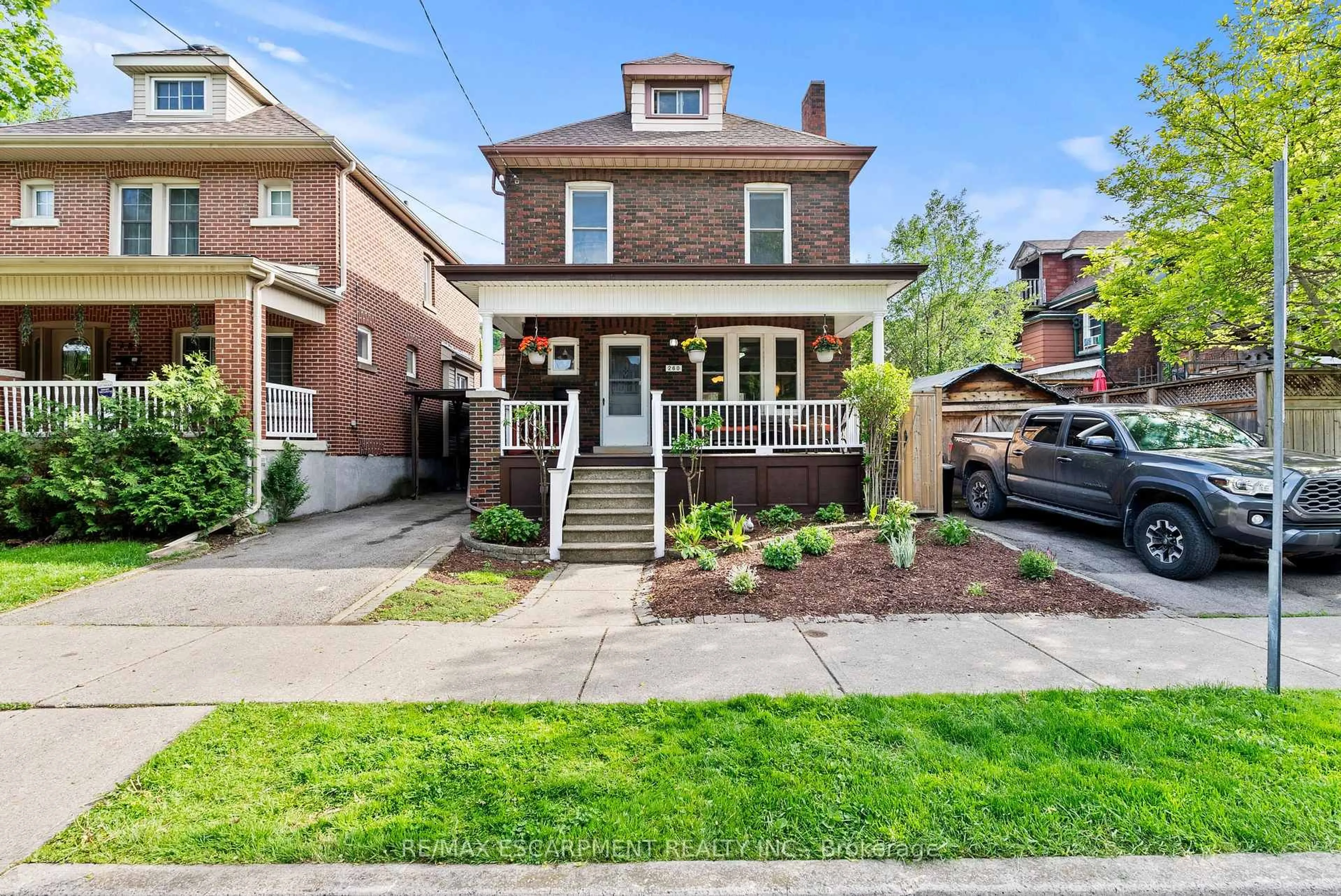 Home with brick exterior material, street for 260 STINSON Cres, Hamilton Ontario L8N 1T7