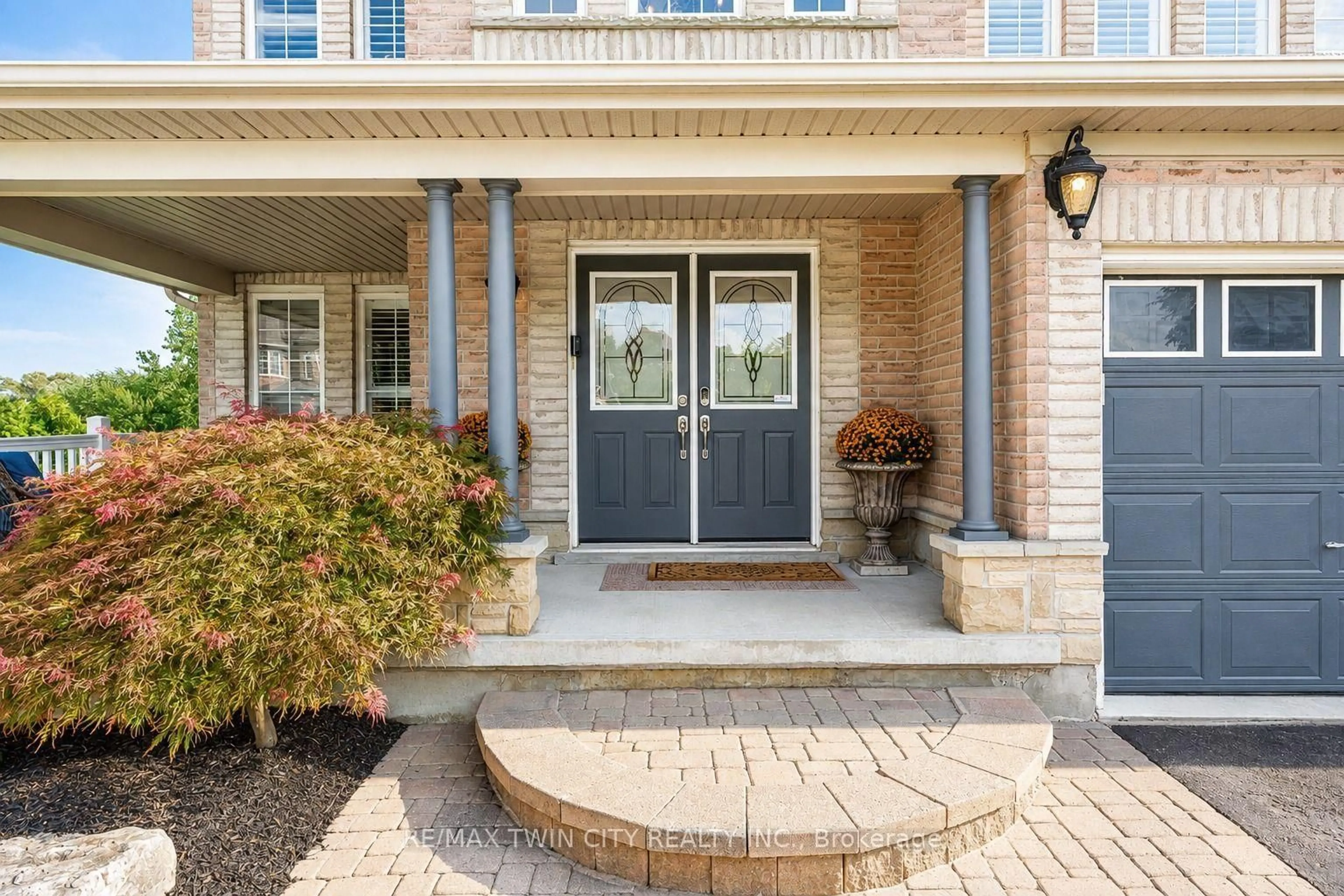 Home with brick exterior material, street for 50 Knox Crt, Kitchener Ontario N2P 2V6