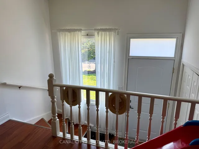 29 BAXTER Cres, Thorold 2