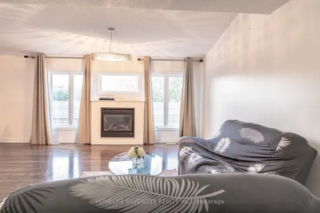685 North Leaksdale Circ, London South 4