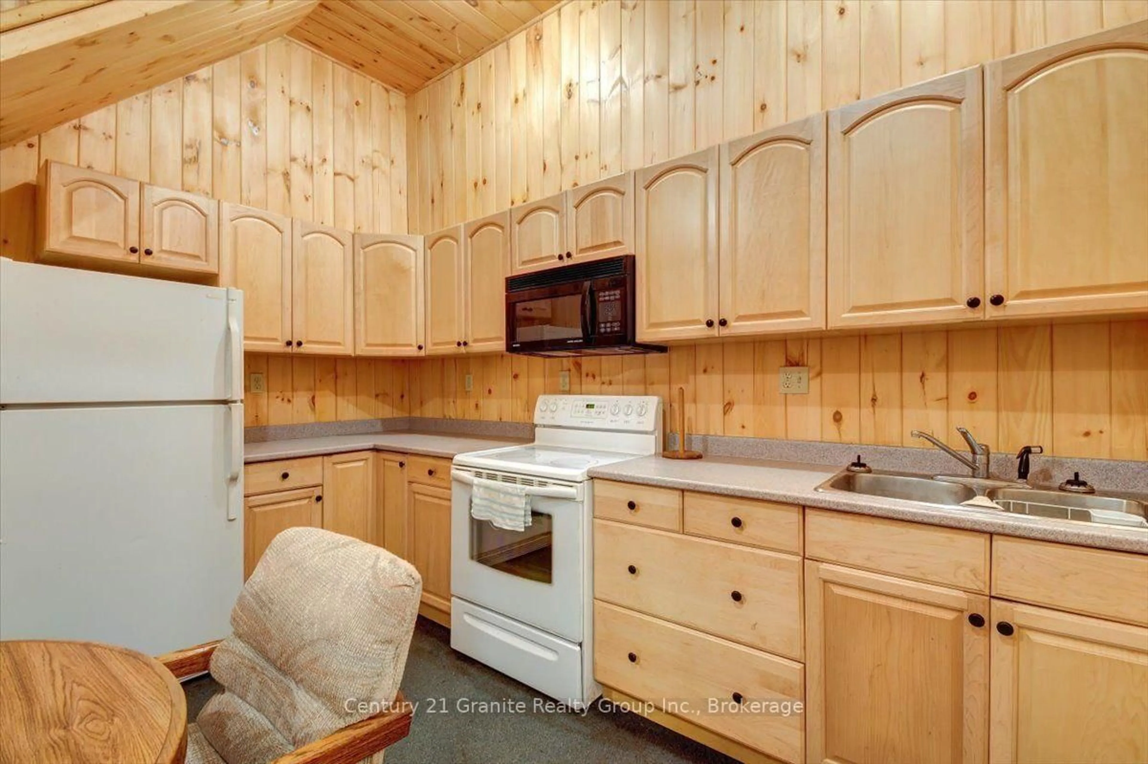 Standard kitchen, unknown for 2128 Old Hastings Rd, Wollaston Ontario K0L 2L0