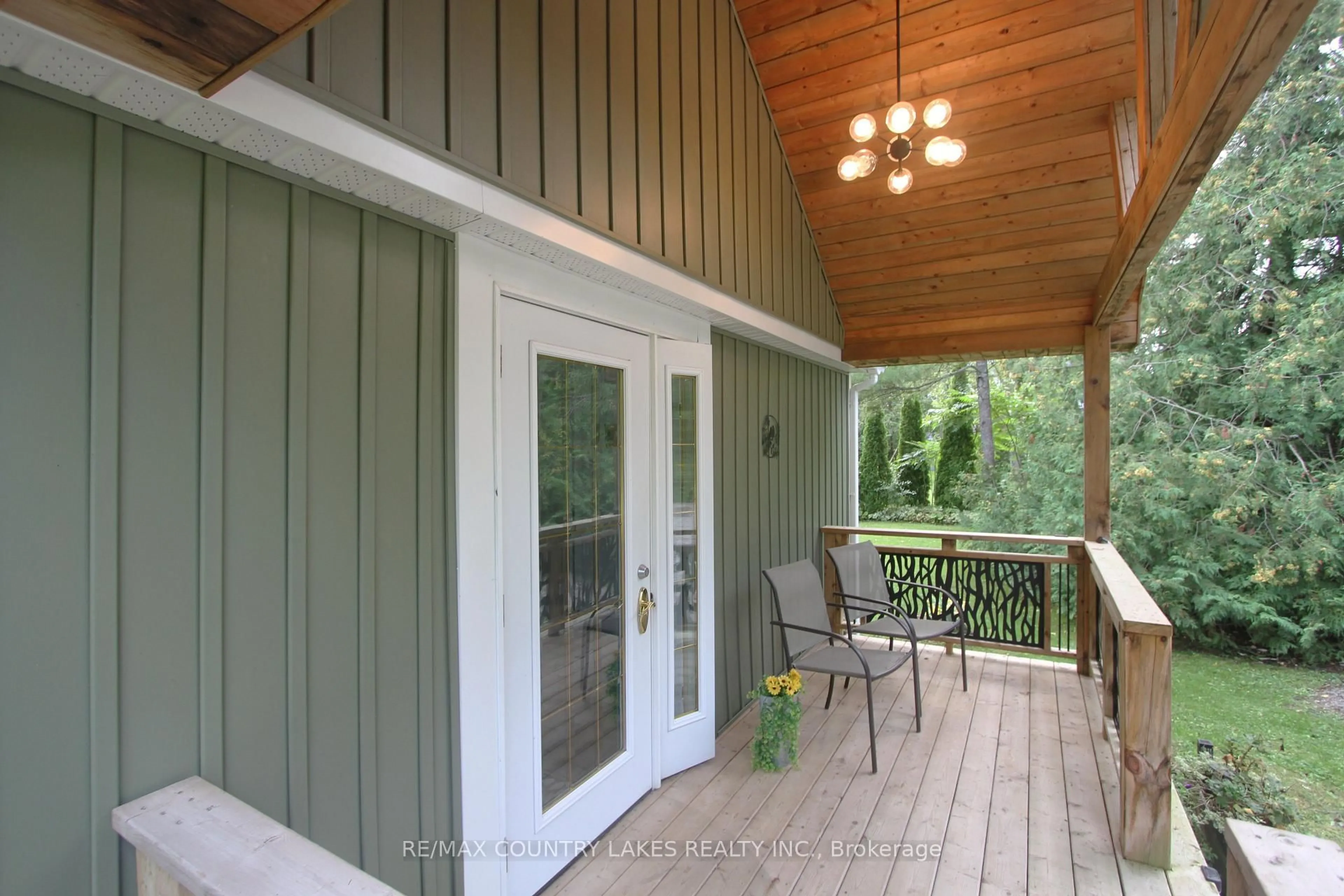 Patio, unknown for 129 McGuire Beach Rd, Kawartha Lakes Ontario K0M 2B0