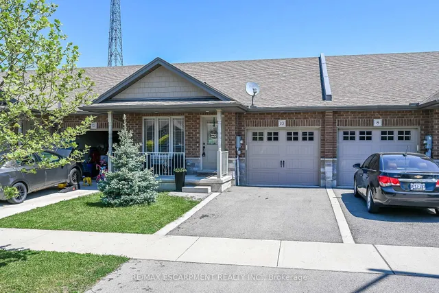 10 Emily St, Haldimand 3