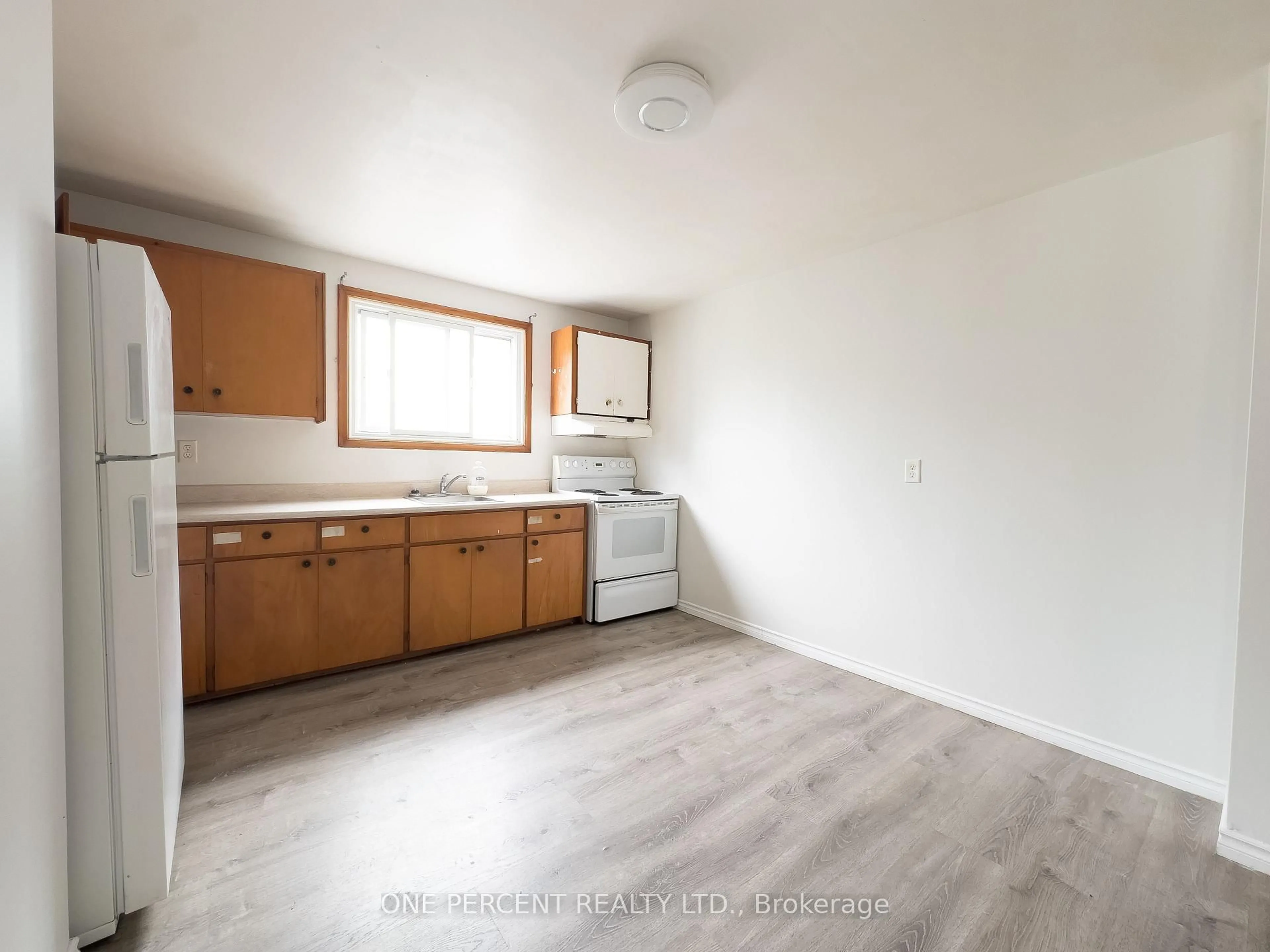 A pic of a room for 16 DALY St, Kingston Ontario K7K 4Y9