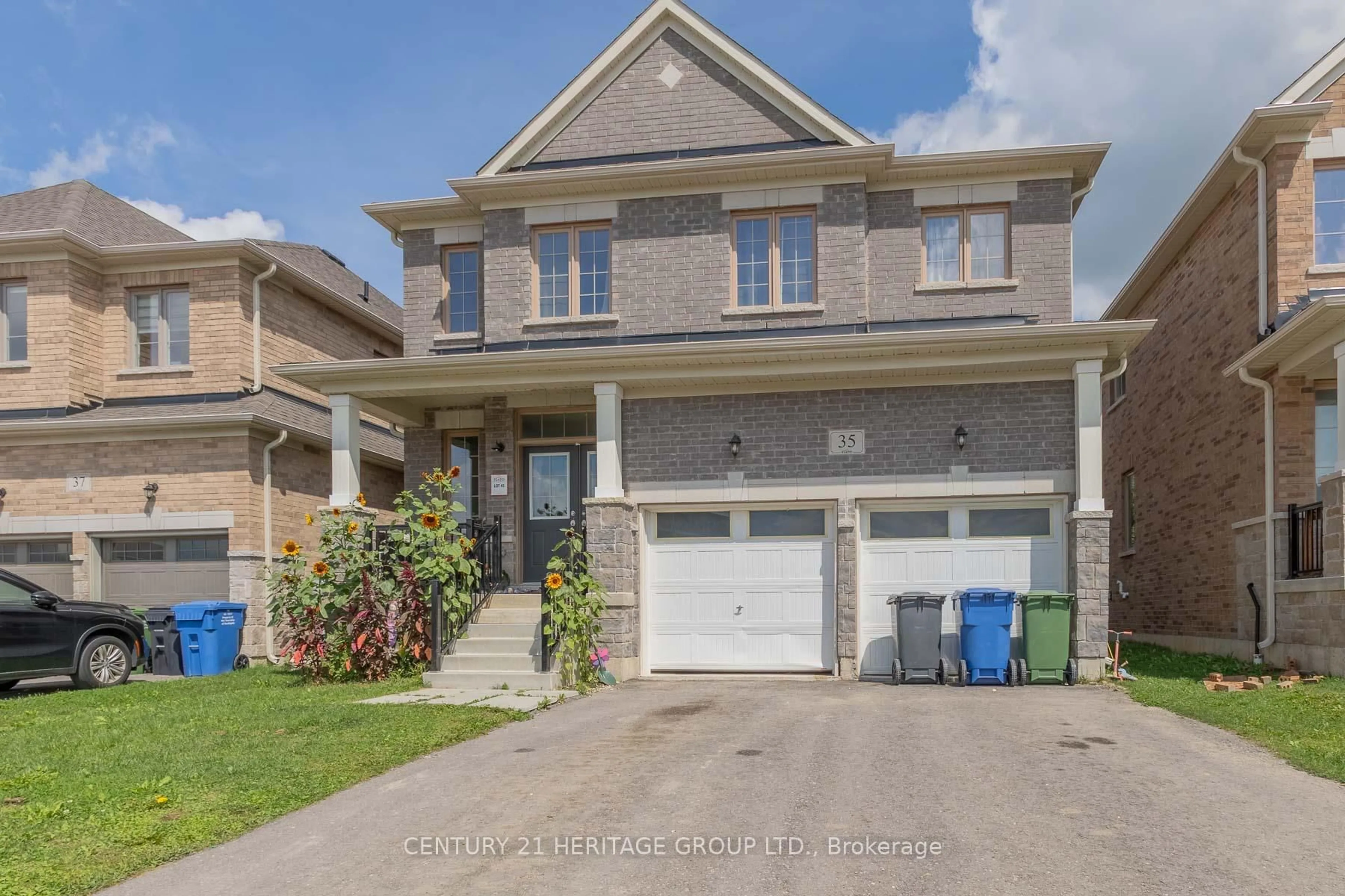 Unknown for 35 Corbett St, Southgate Ontario N0C 1B0