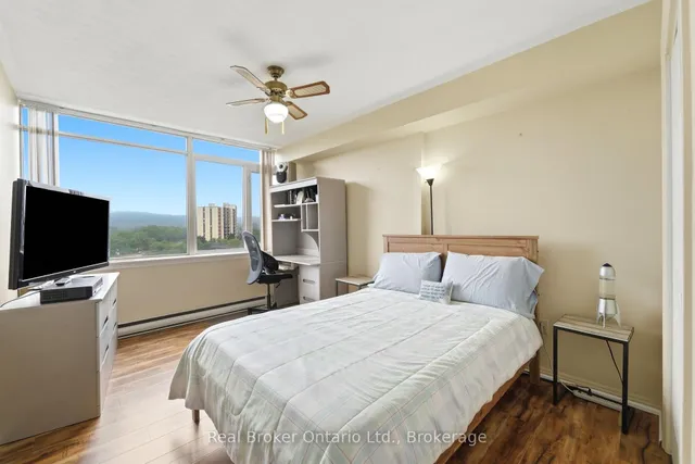 40 Harrisford St #908, Hamilton 5