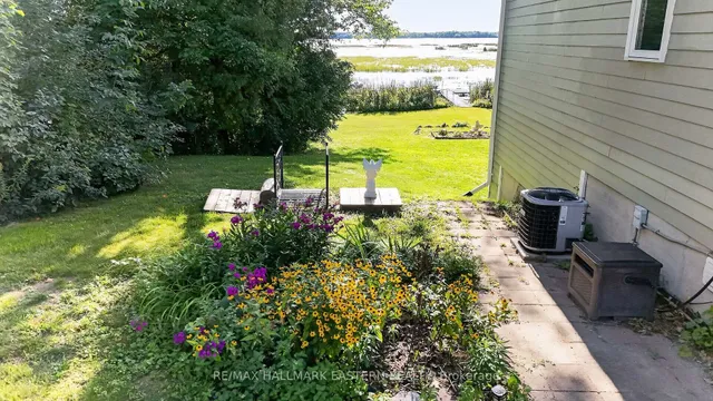2 Franklin St, Curve Lake First Nation 35 5