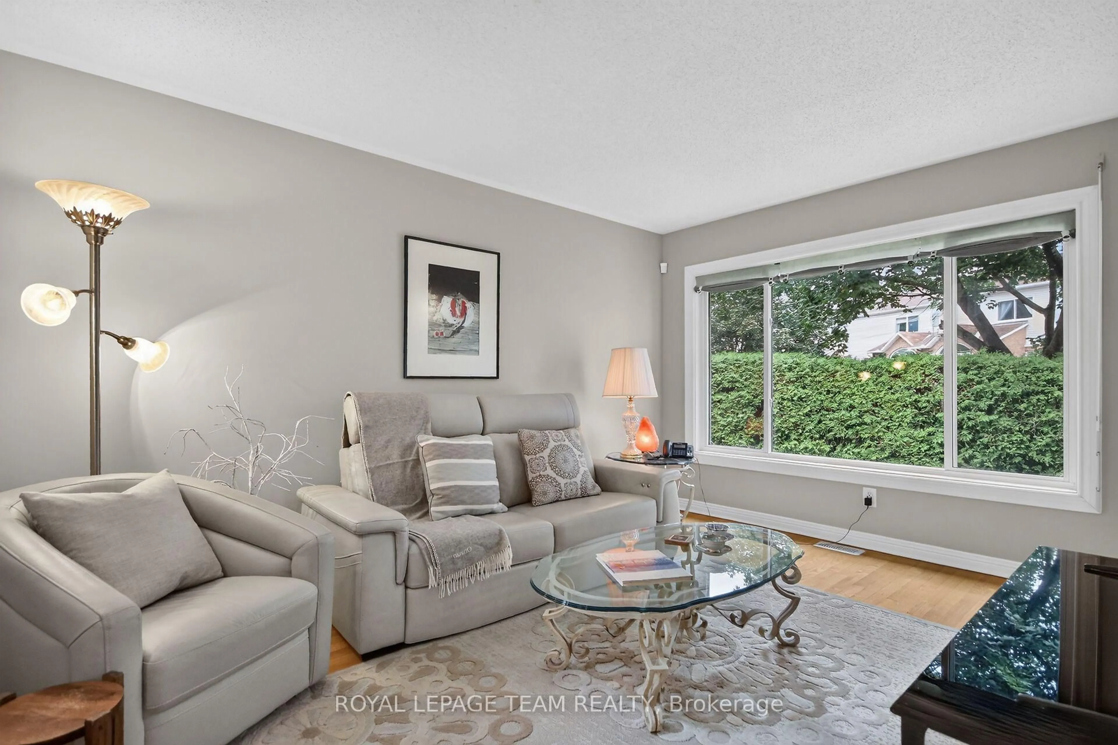 Living room with furniture, unknown for 72 Sheppard's Glen Ave, Ottawa Ontario K2M 2M9