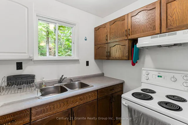 1140 Ashmont Lane, Dysart et al 5