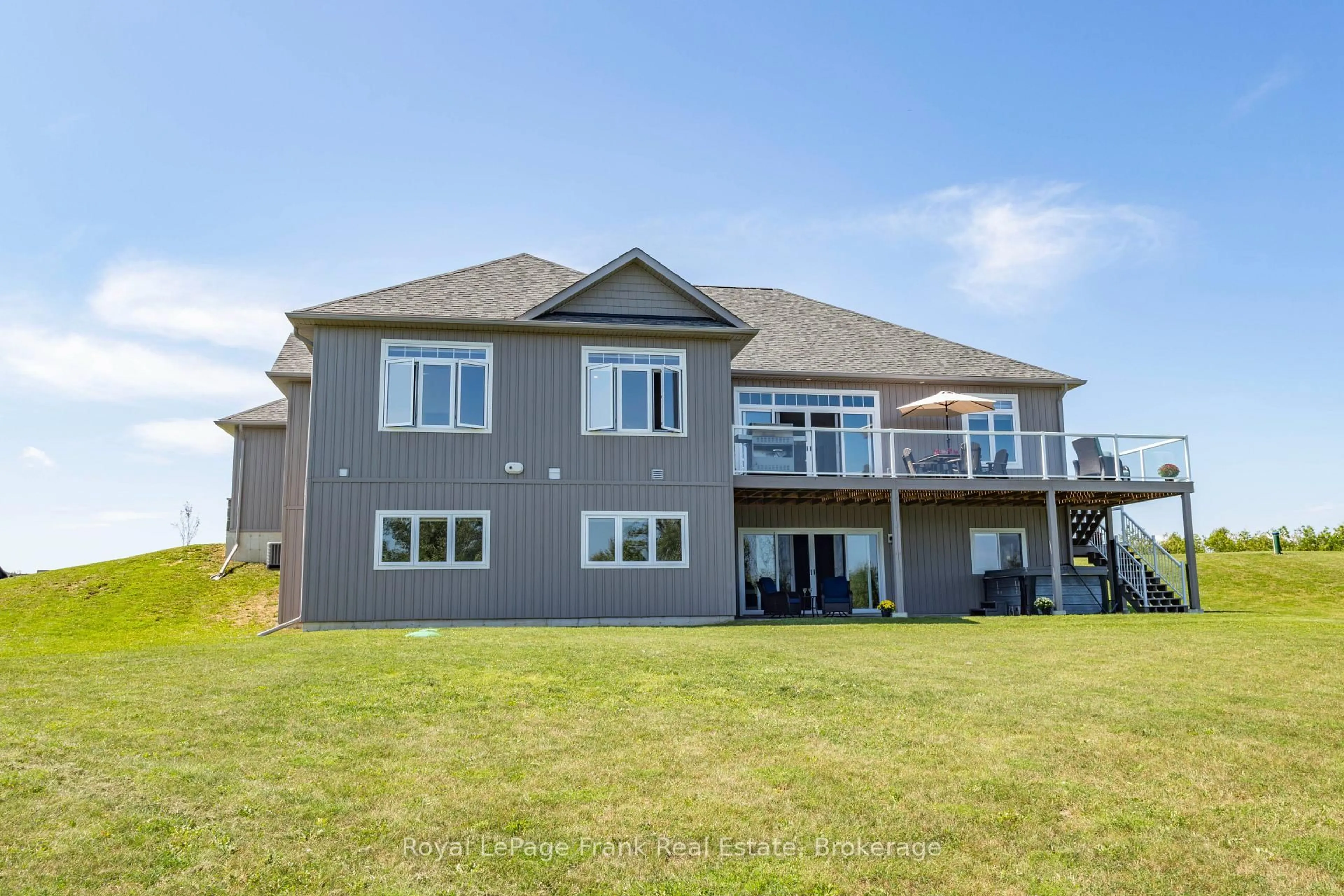 Home with vinyl exterior material, water/lake/river/ocean view for 43 Lakeview Cres, Kawartha Lakes Ontario K0M 1A0