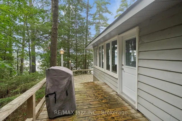 1022 Two Dogs Lane, Algonquin Highlands 3