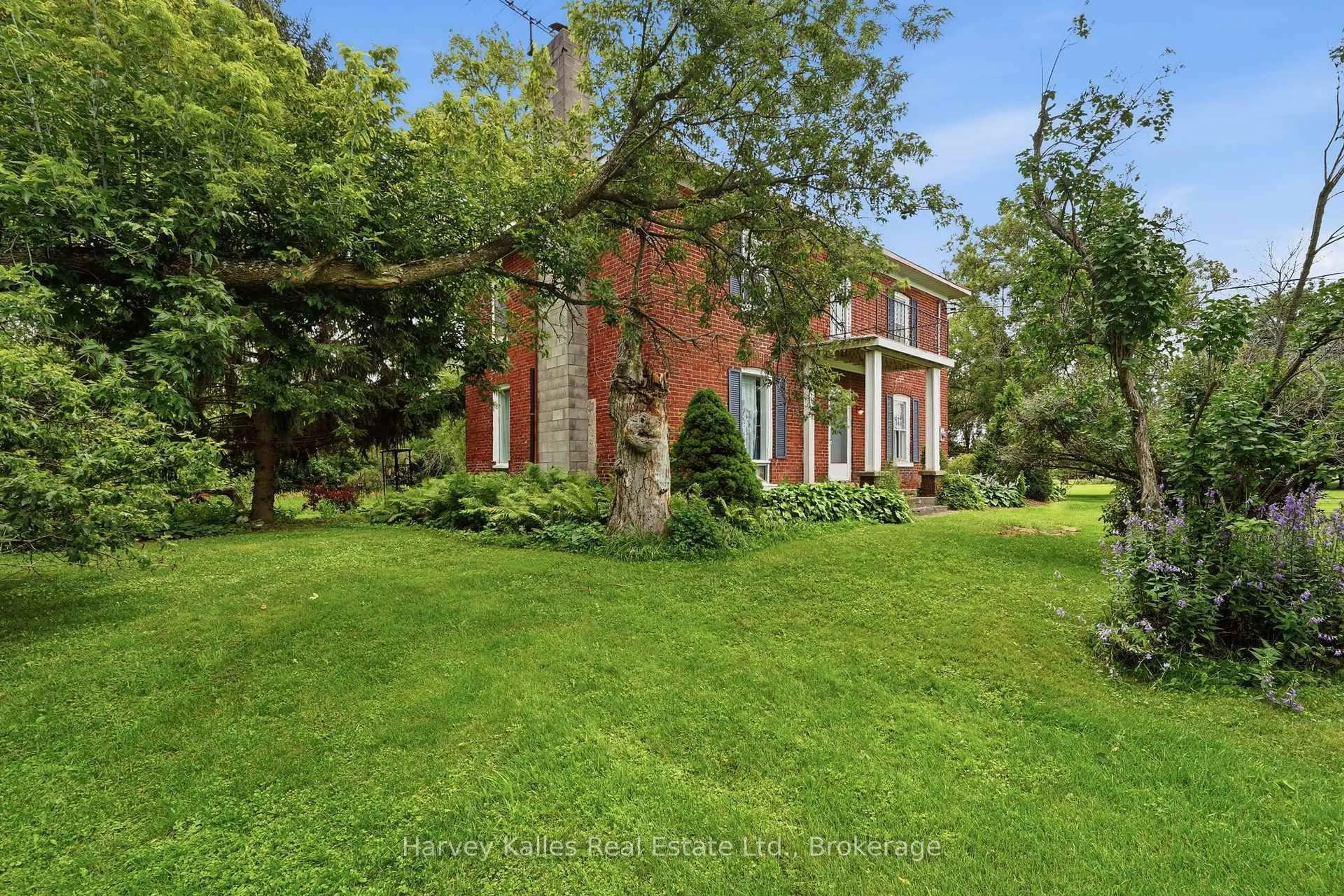 A pic from outside/outdoor area/front of a property/back of a property/a pic from drone, unknown for 1274 Fred Brown Rd, Loyalist Ontario K0K 2H0