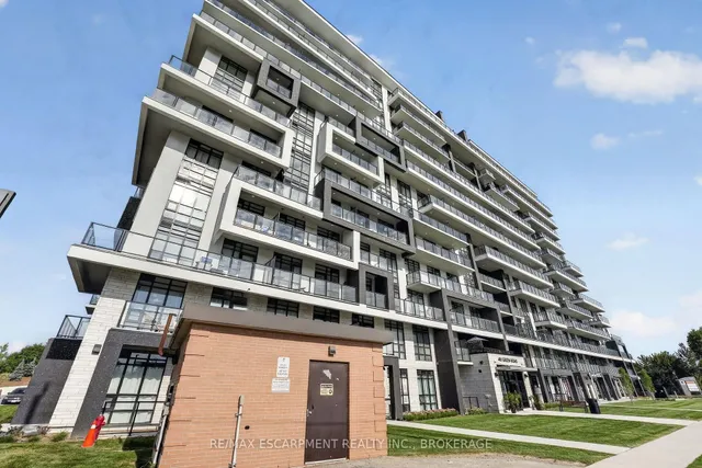 461 Green Rd #205, Hamilton 3