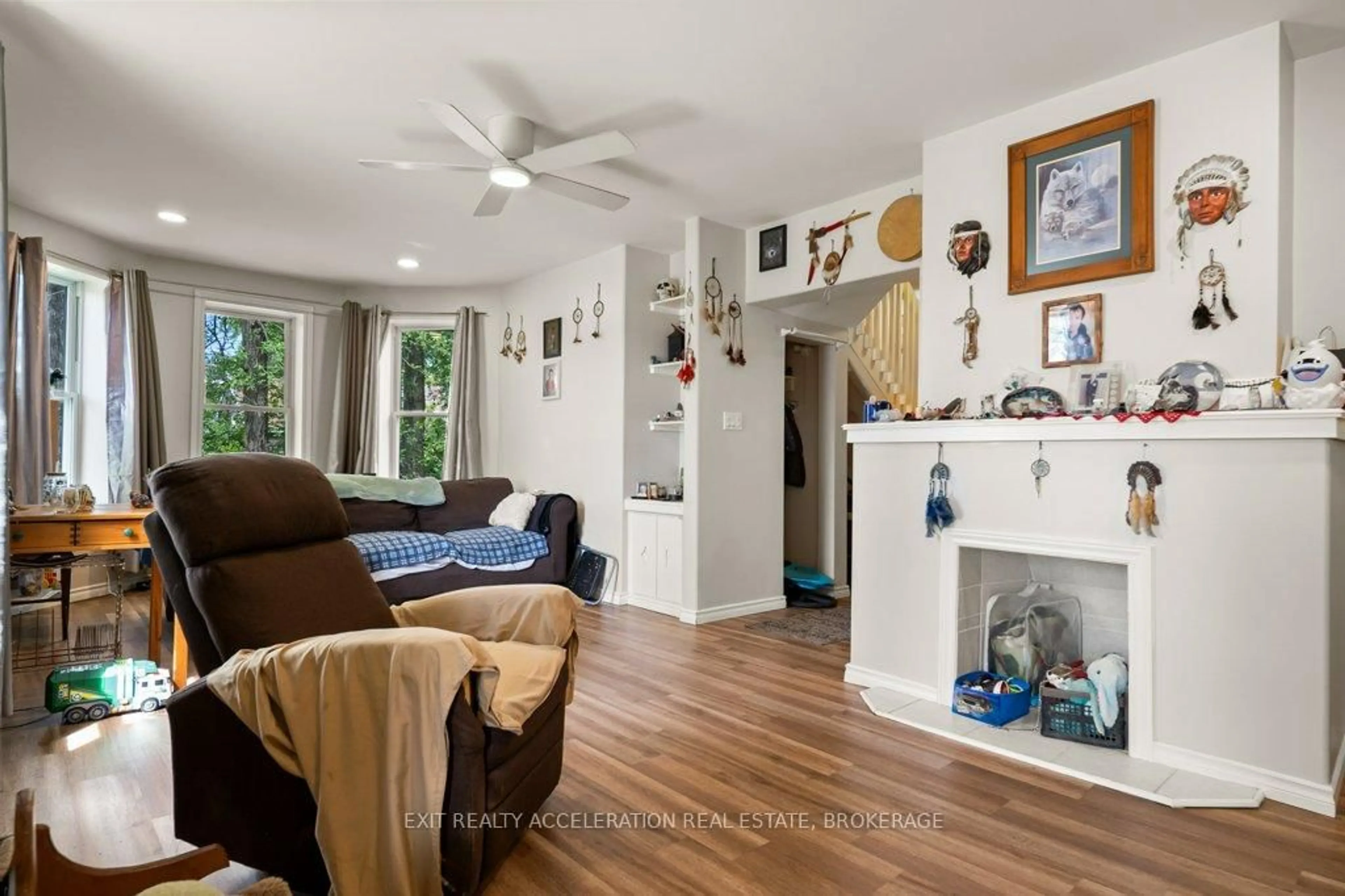 Living room with furniture, unknown for 349 Stanley St, Deseronto Ontario K0K 1X0