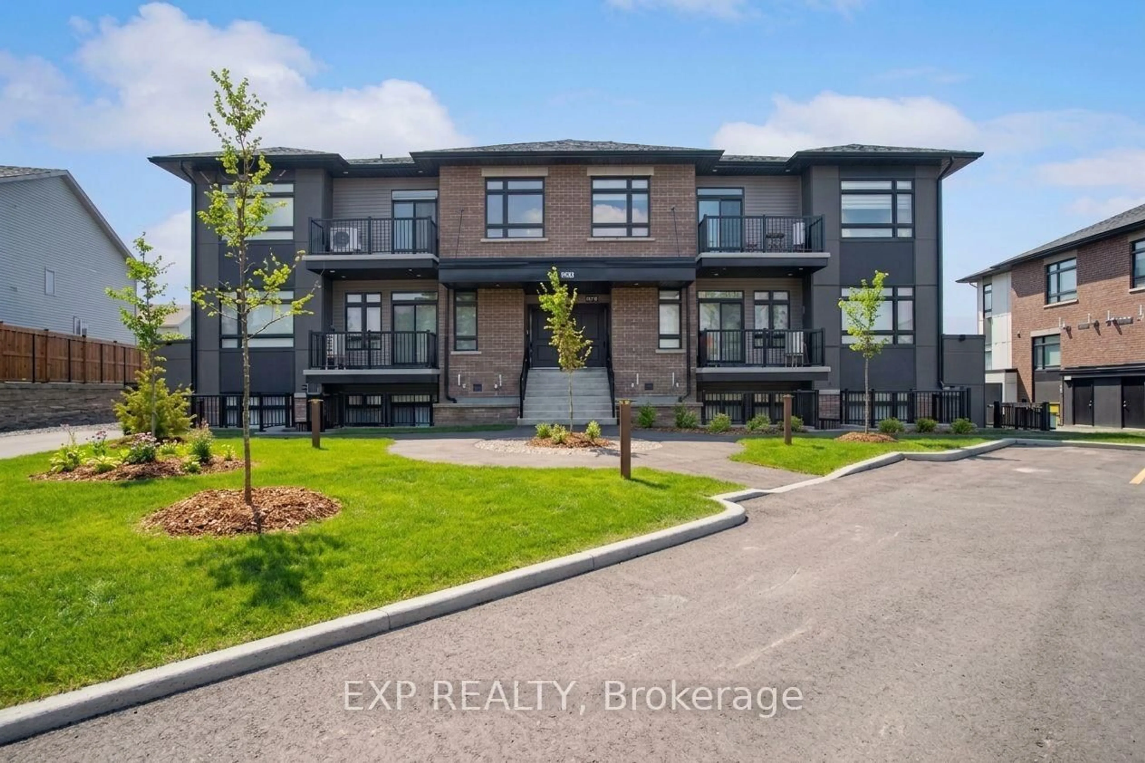 Unknown for 380 ROLLING MEADOW Cres #C, Ottawa Ontario K1W 0A7