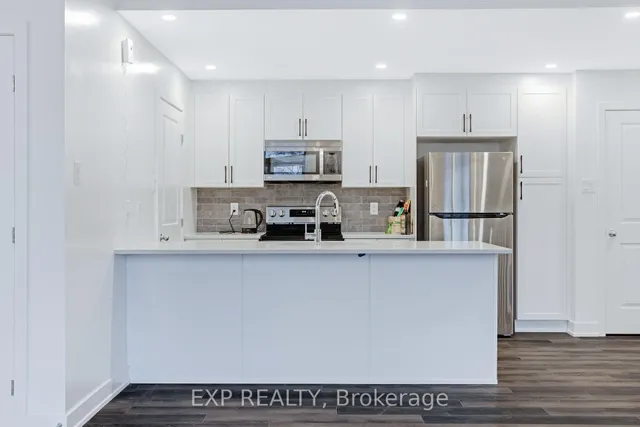 380 ROLLING MEADOW Cres #C, Ottawa 4