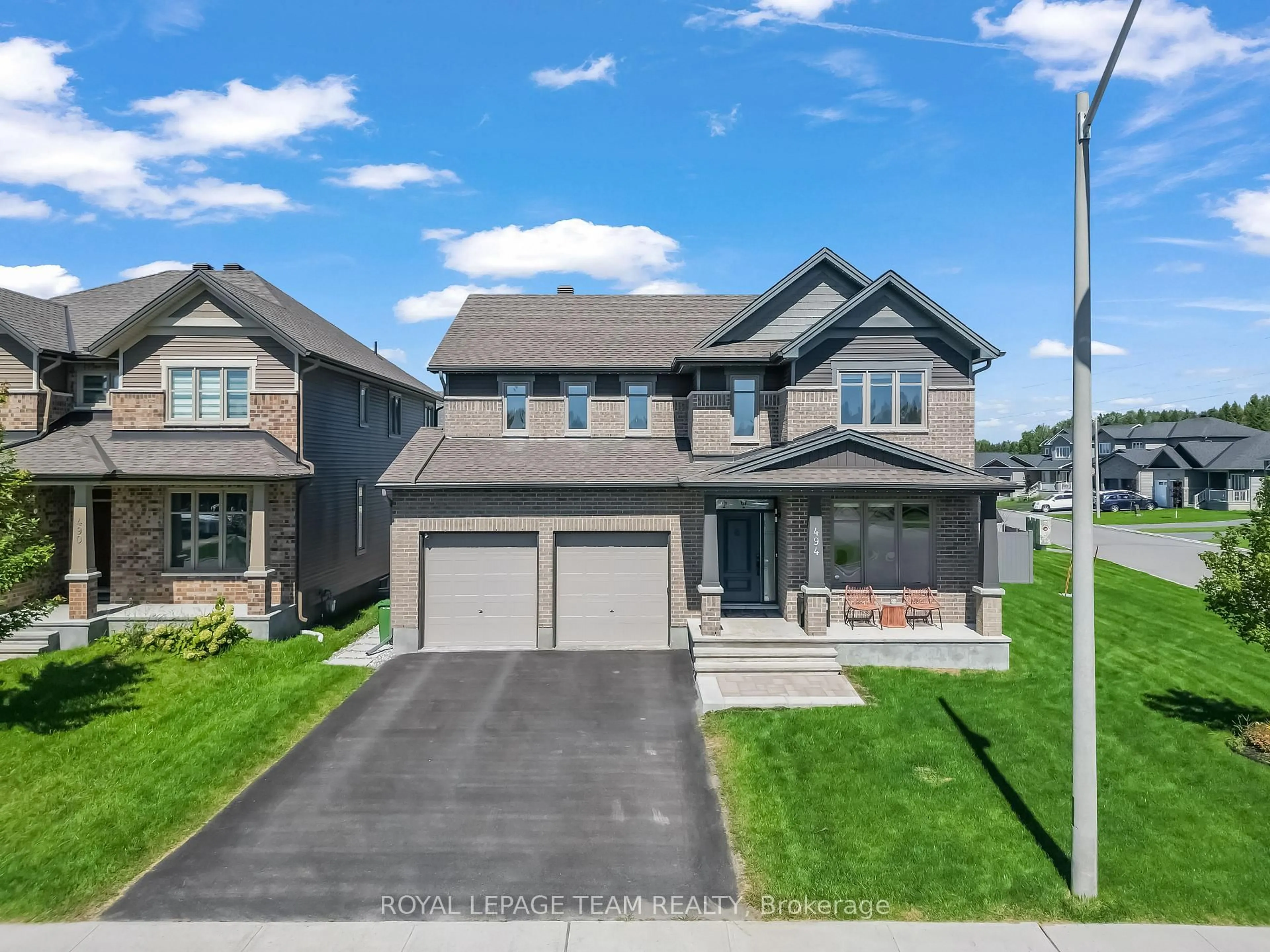Unknown for 494 Central Park Blvd, Russell Ontario K4R 0C6