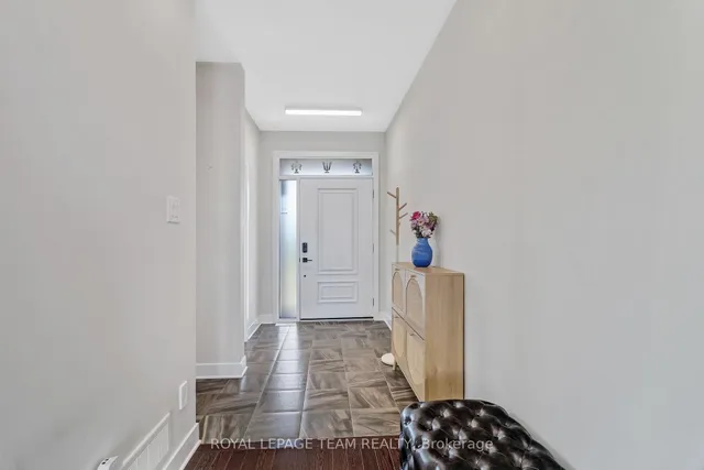 494 Central Park Blvd, Russell 5