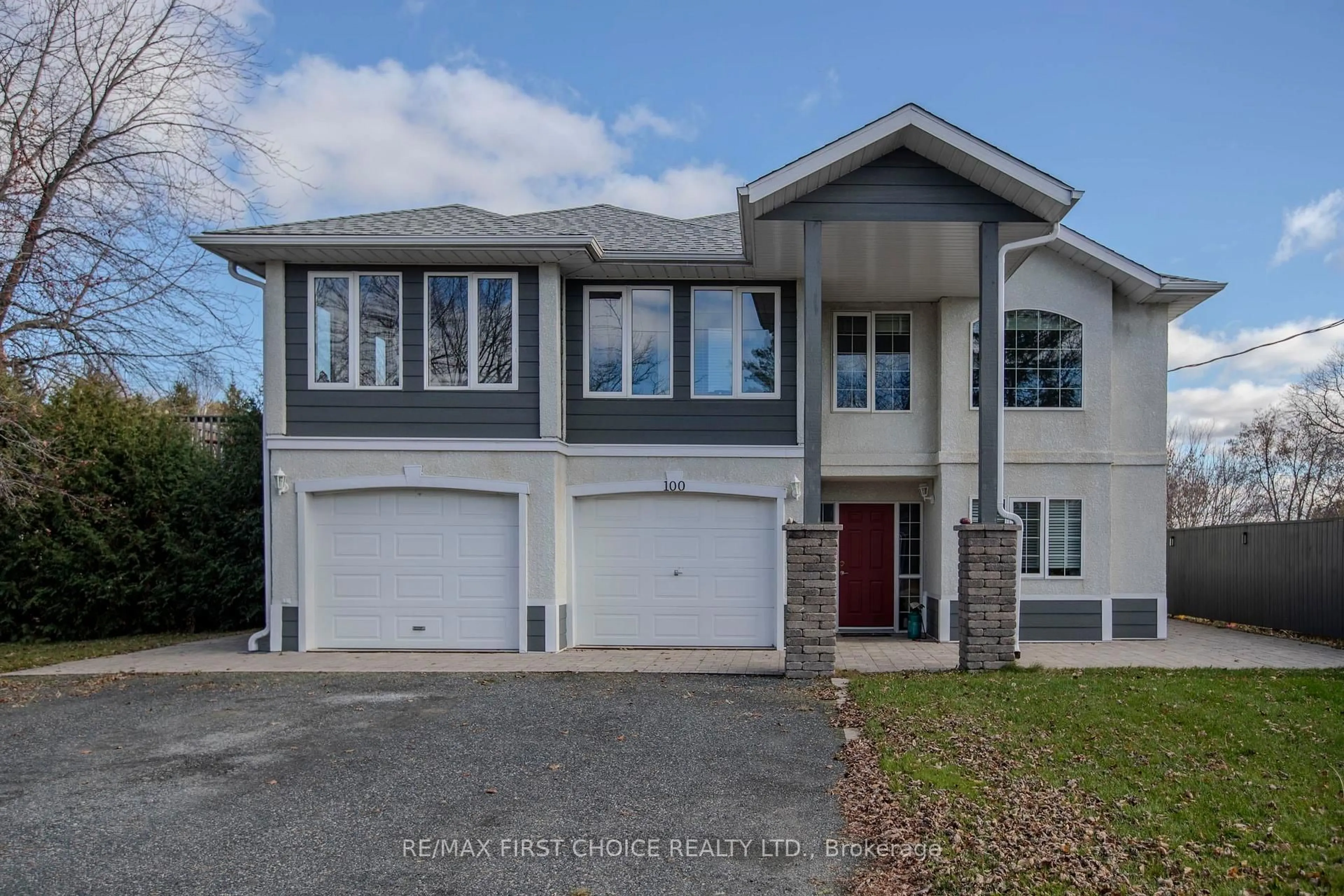 Home with vinyl exterior material, street for 100 Queen St, Chapple Ontario P0W 1A0