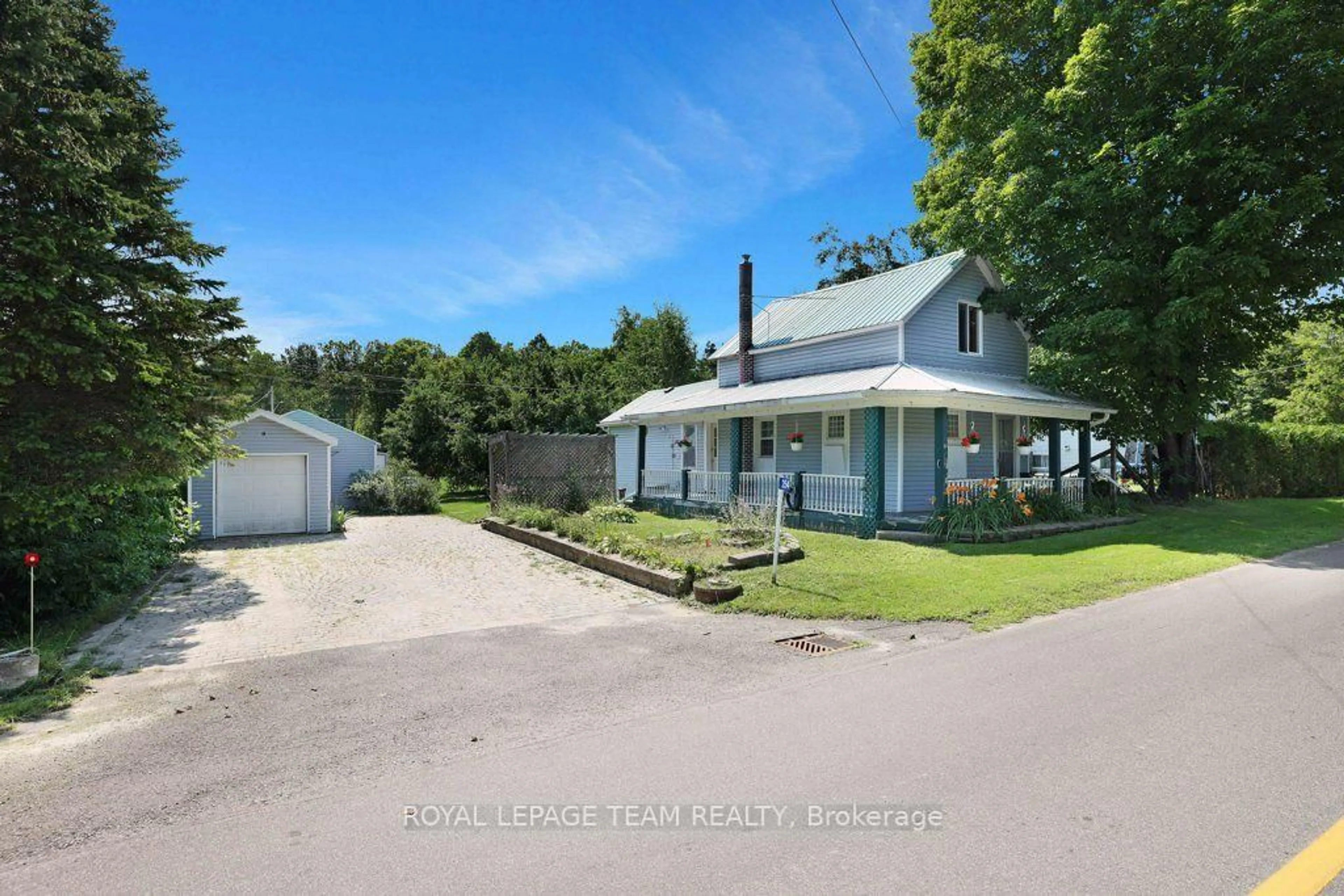 A pic from outside/outdoor area/front of a property/back of a property/a pic from drone, street for 254 Blakeney Rd, Almonte Ontario K0A 1A0