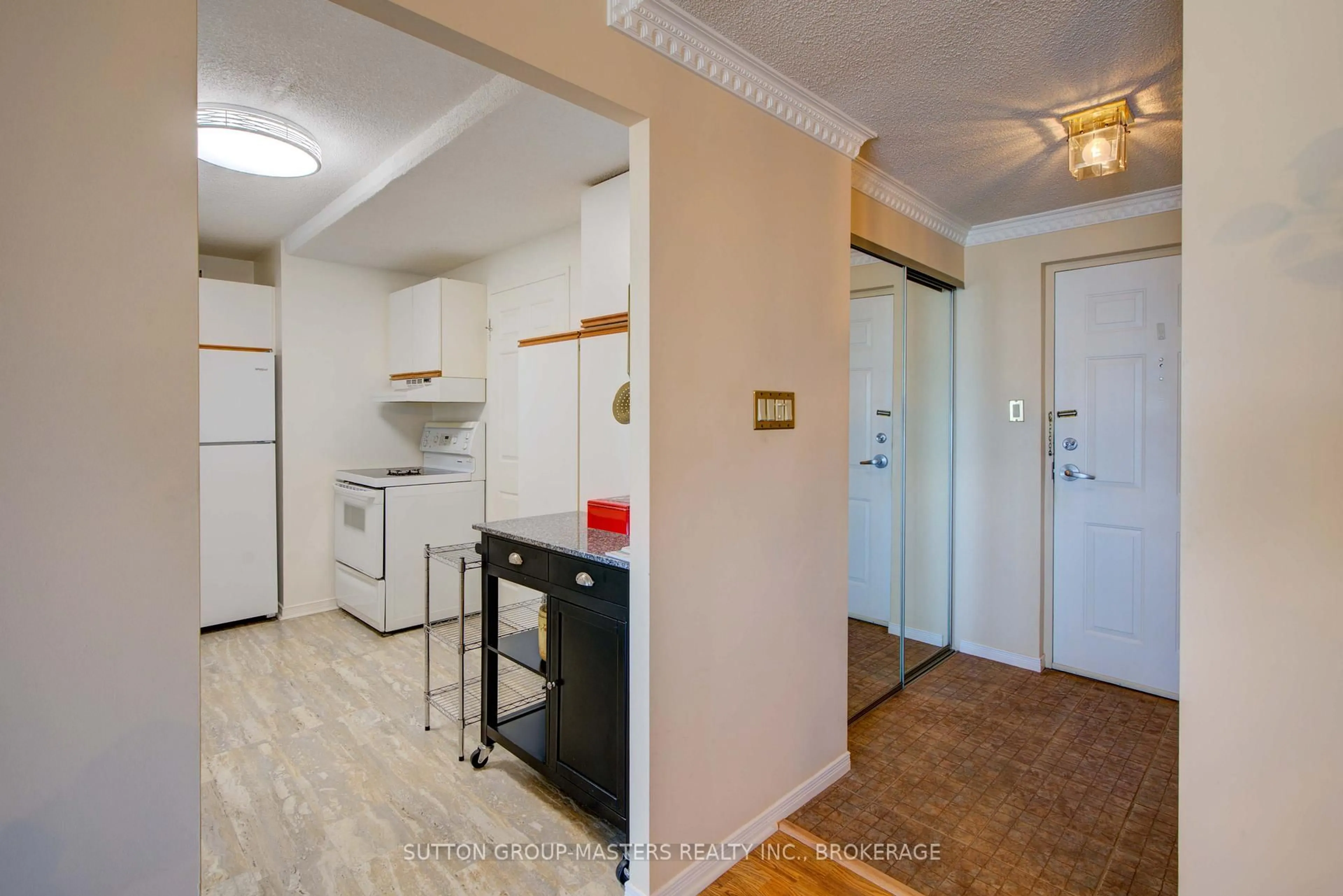 Standard kitchen, unknown for 257 Bath Rd #1004, Kingston Ontario K7M 7T3