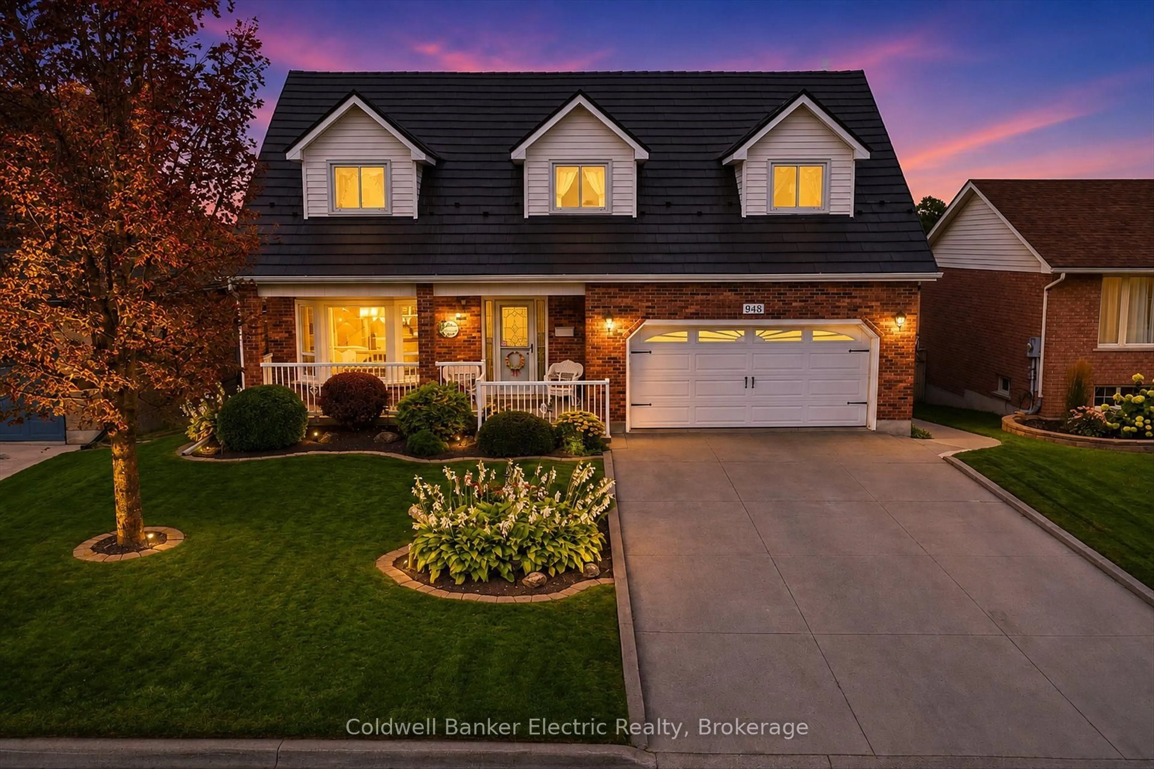 Home with brick exterior material, street for 948 Smithside Crt, Peterborough Ontario K9J 8E2