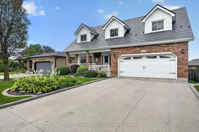 948 Smithside Crt, Peterborough 2